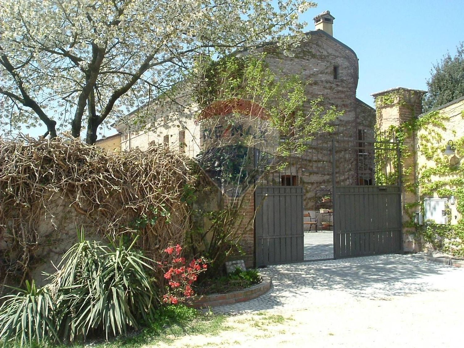 Maisons de campagne à Ostiglia