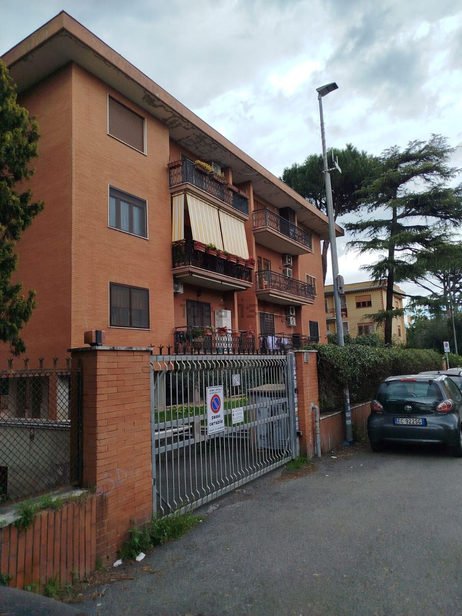 Appartamento a La Pisana - Casetta Mattei, Roma