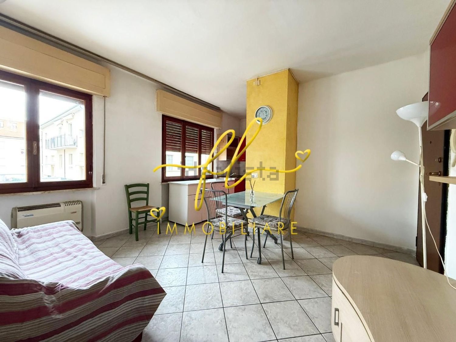 Appartamento a Cecina Centro, Cecina