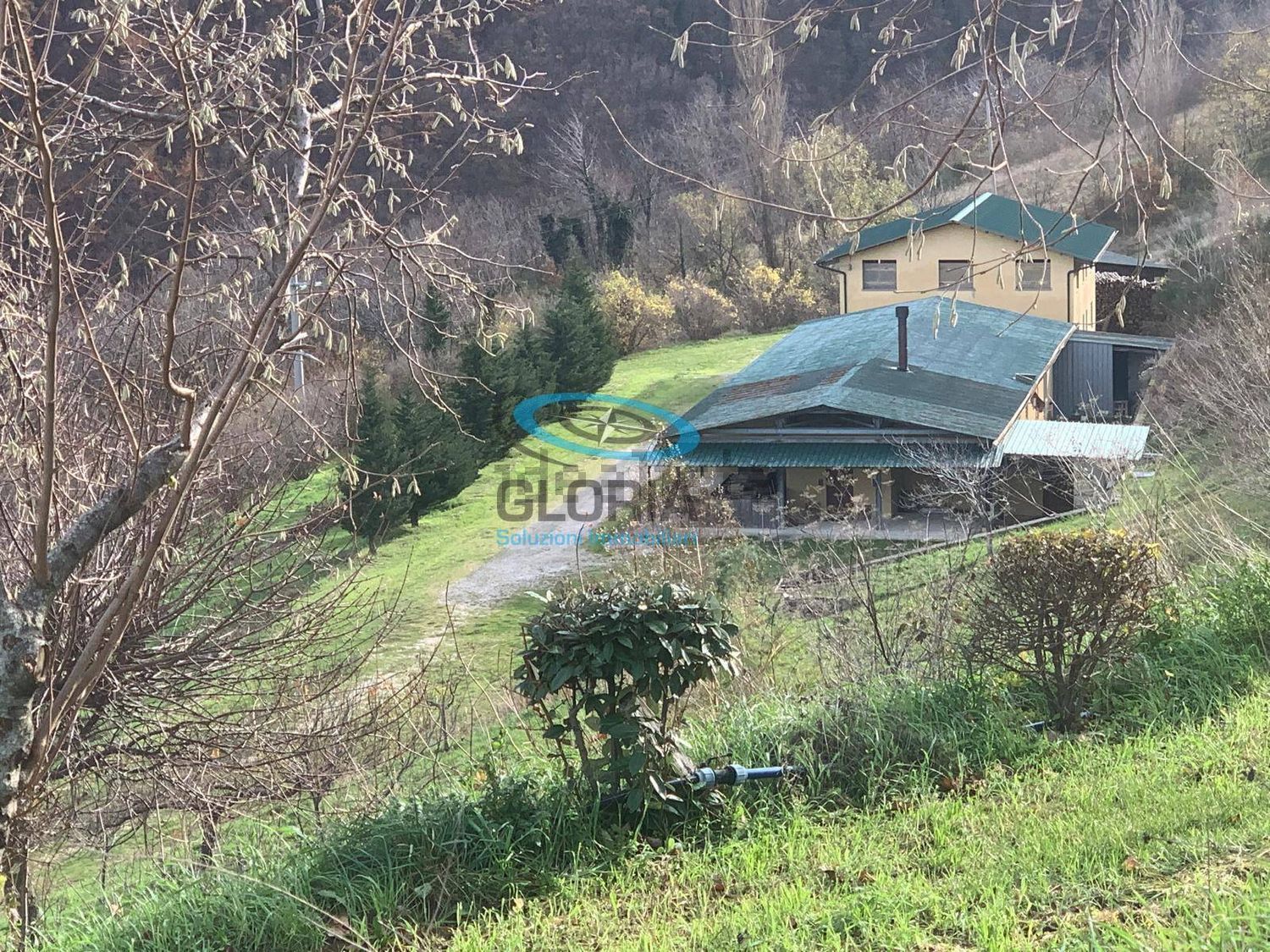 Casa di campagna a Cancelli - Campodonico - Serradica, Fabriano
