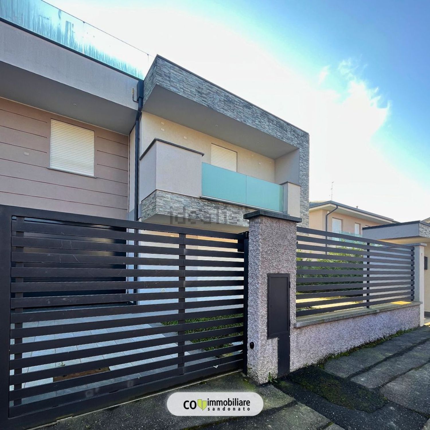Semi-detached house in Cerro al Lambro