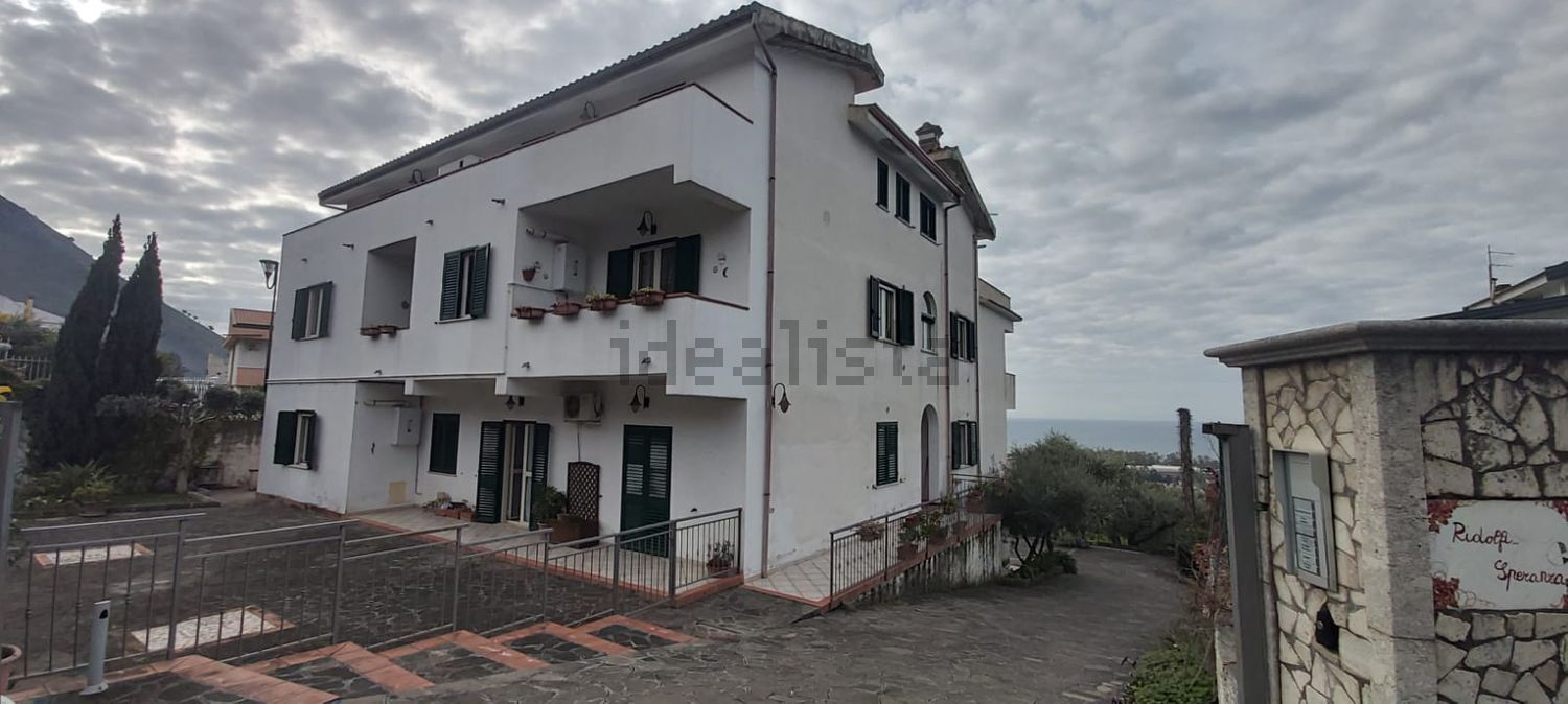 Apartamento em Praia a Mare