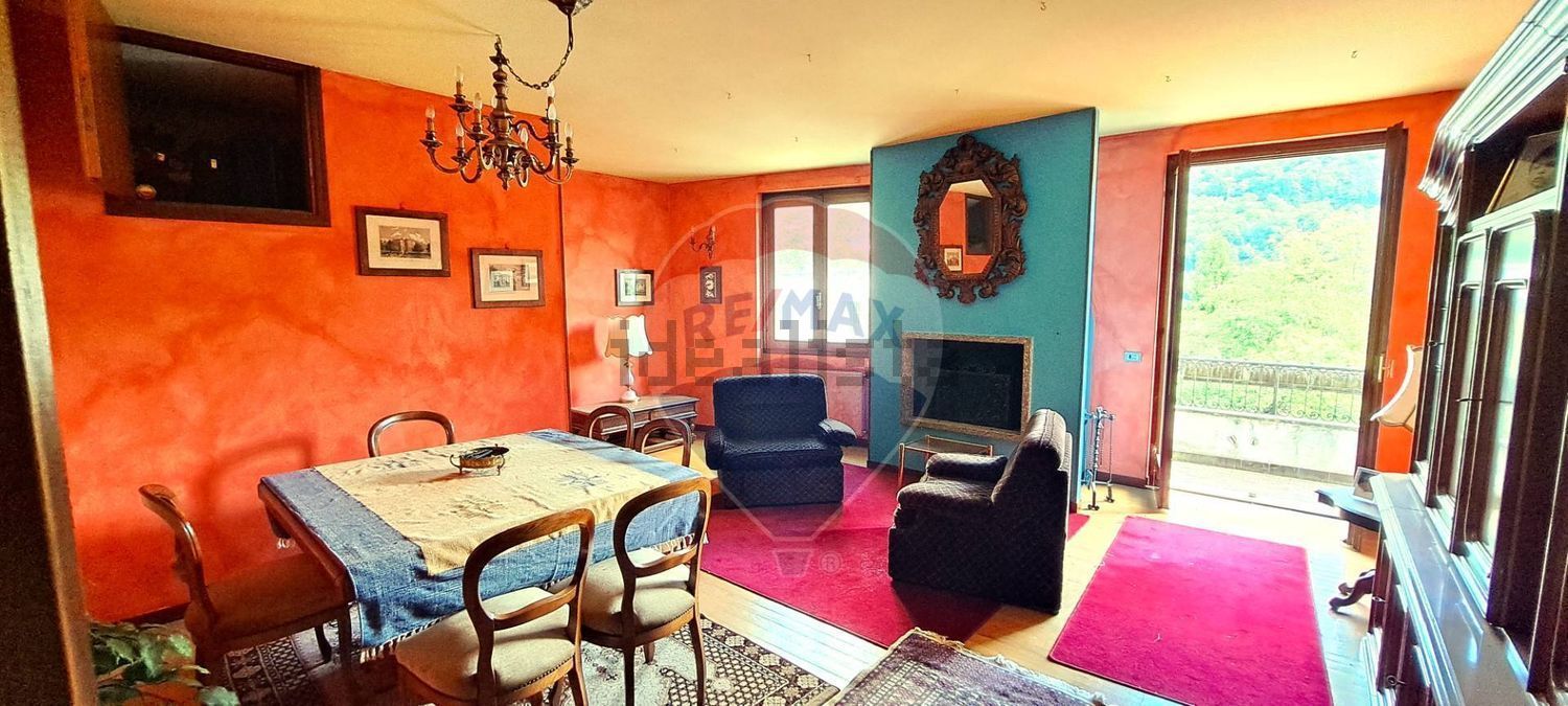 Flat in Cerano d'Intelvi