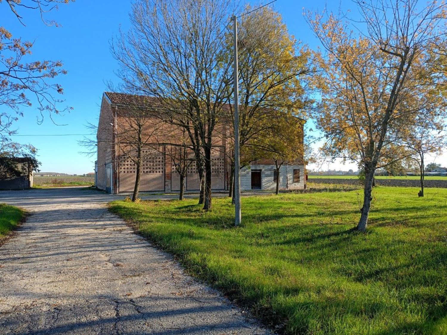 Case e ville a Mirandola