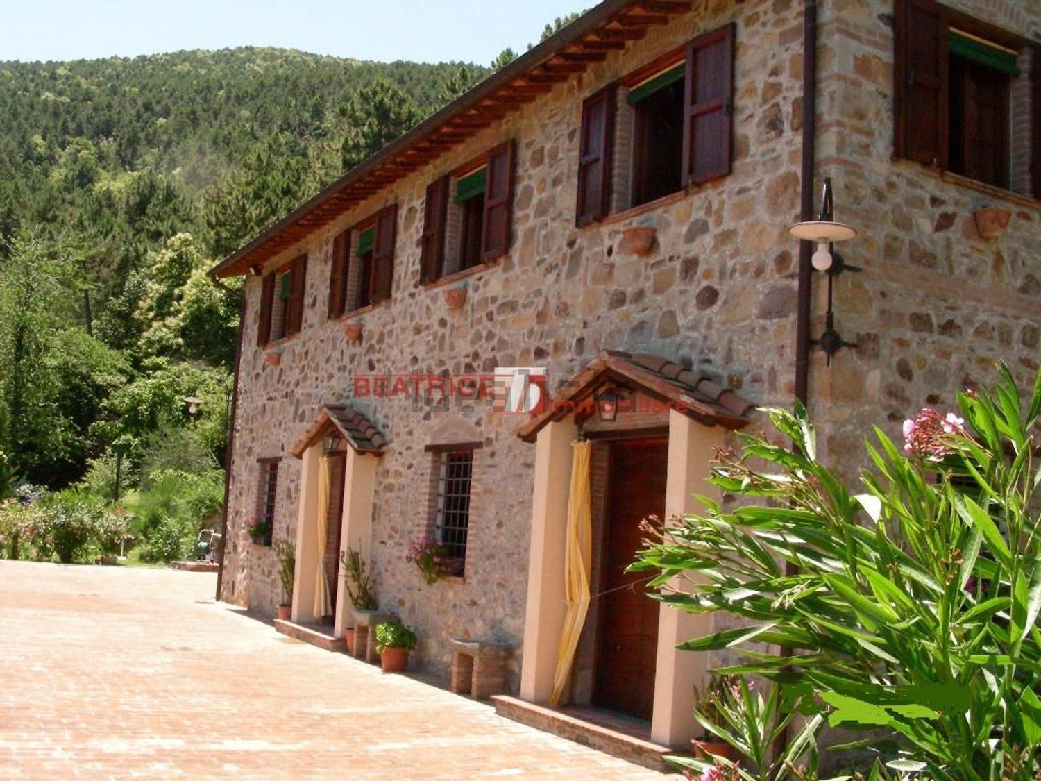 Rustici e casali a Compitese, Capannori
