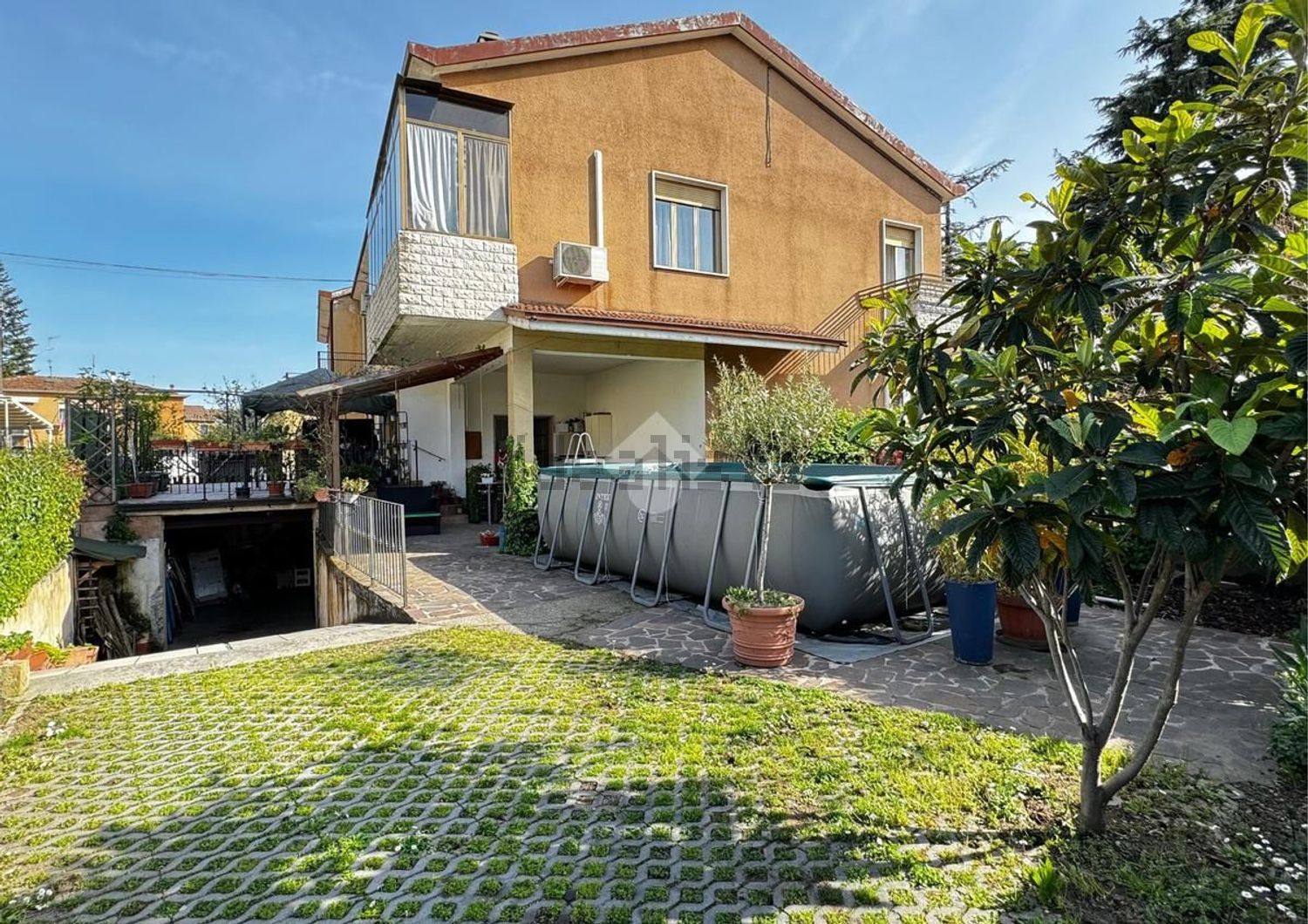 Chalet independiente en Urago - Badia - Violino, Brescia