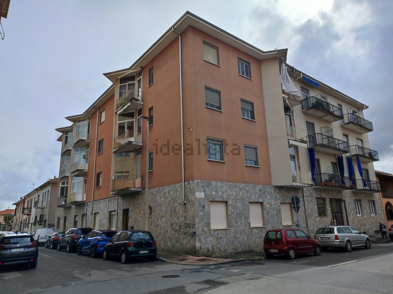 Appartement à Semicentro, Vercelli