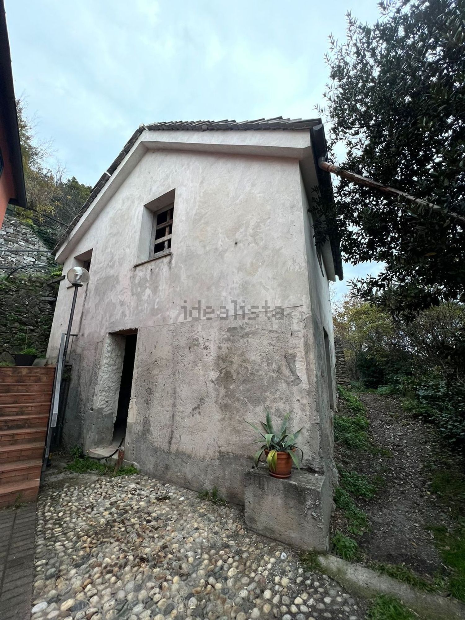Villetta indipendente a Valpolcevera, Genova