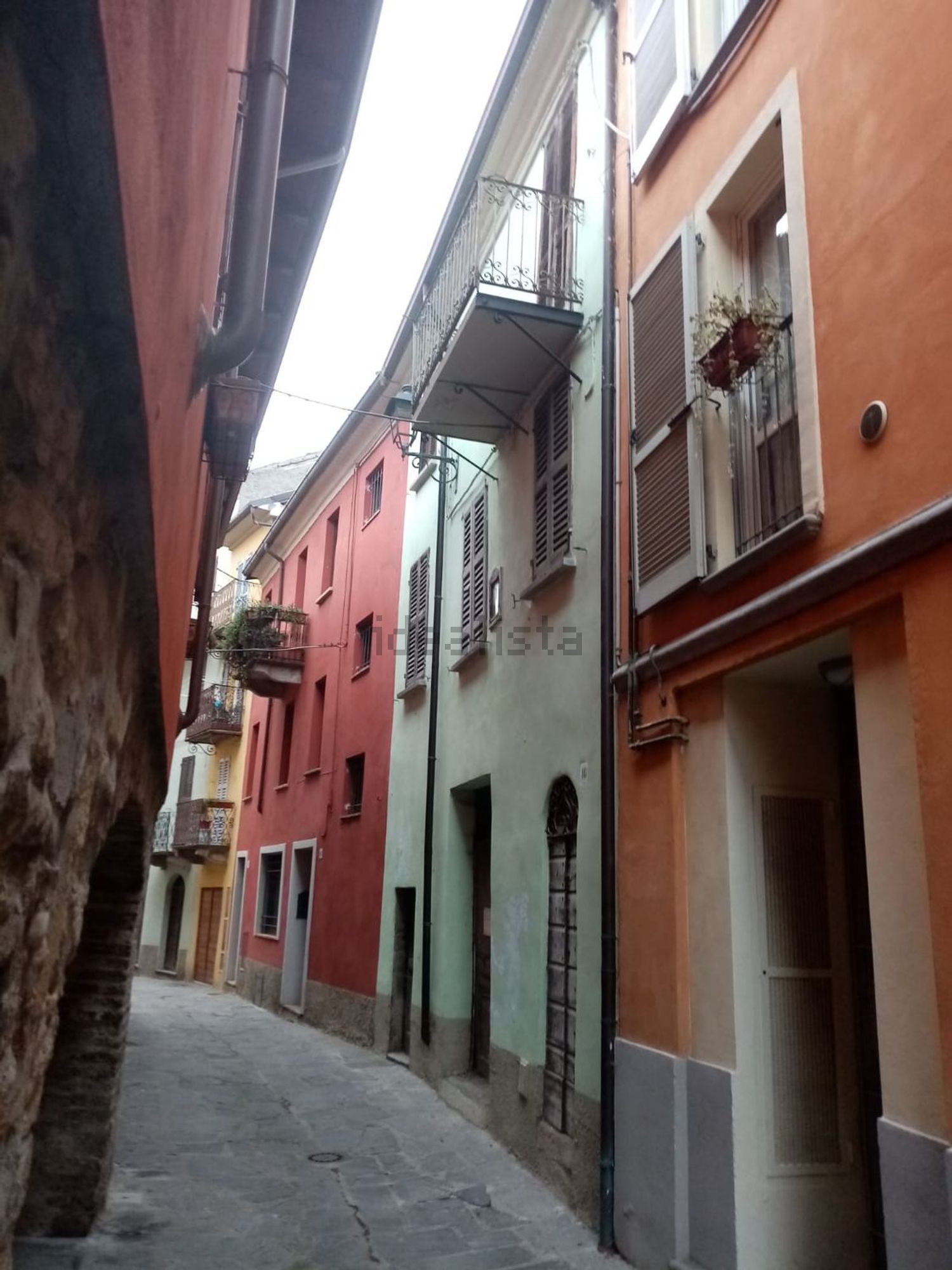 Villetta indipendente a Varzi