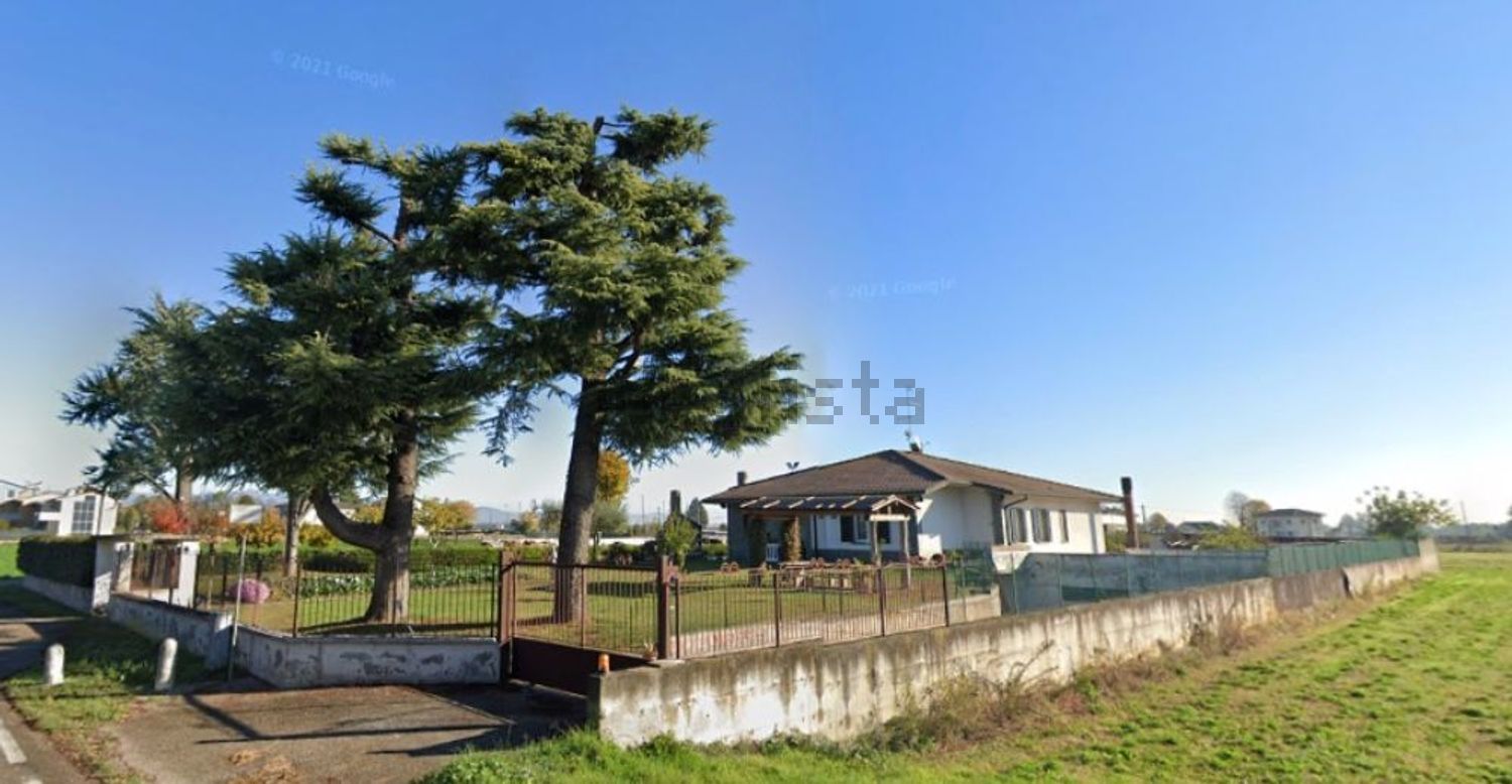 Villetta indipendente a Villafranca di Verona