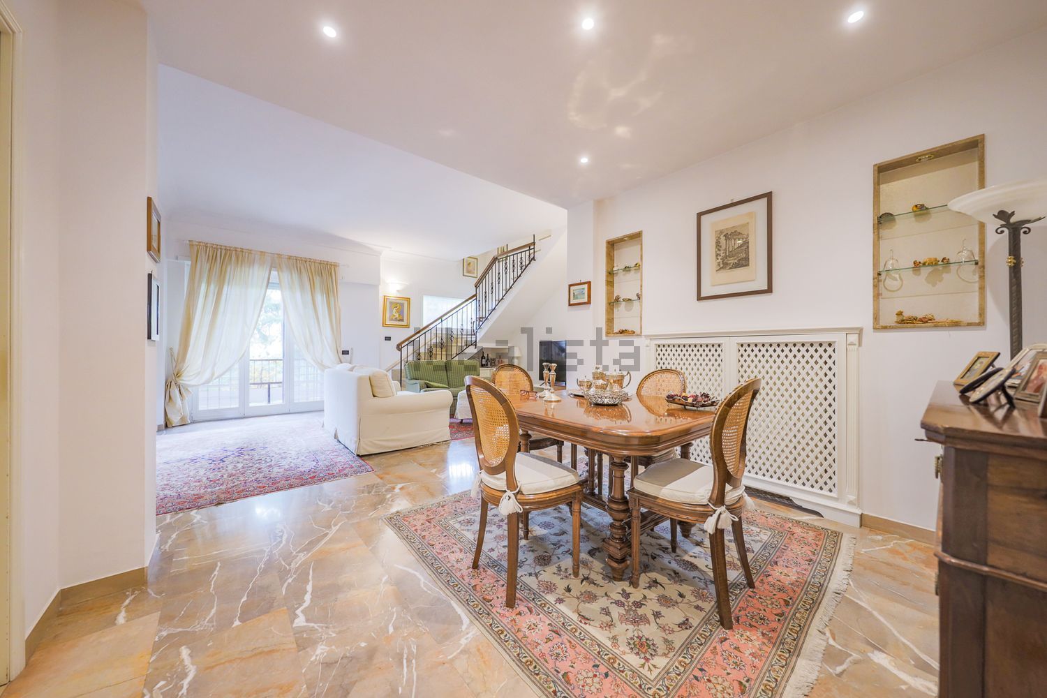 Flat in Ardeatino - Appio Pignatelli - Cecchignola, Roma