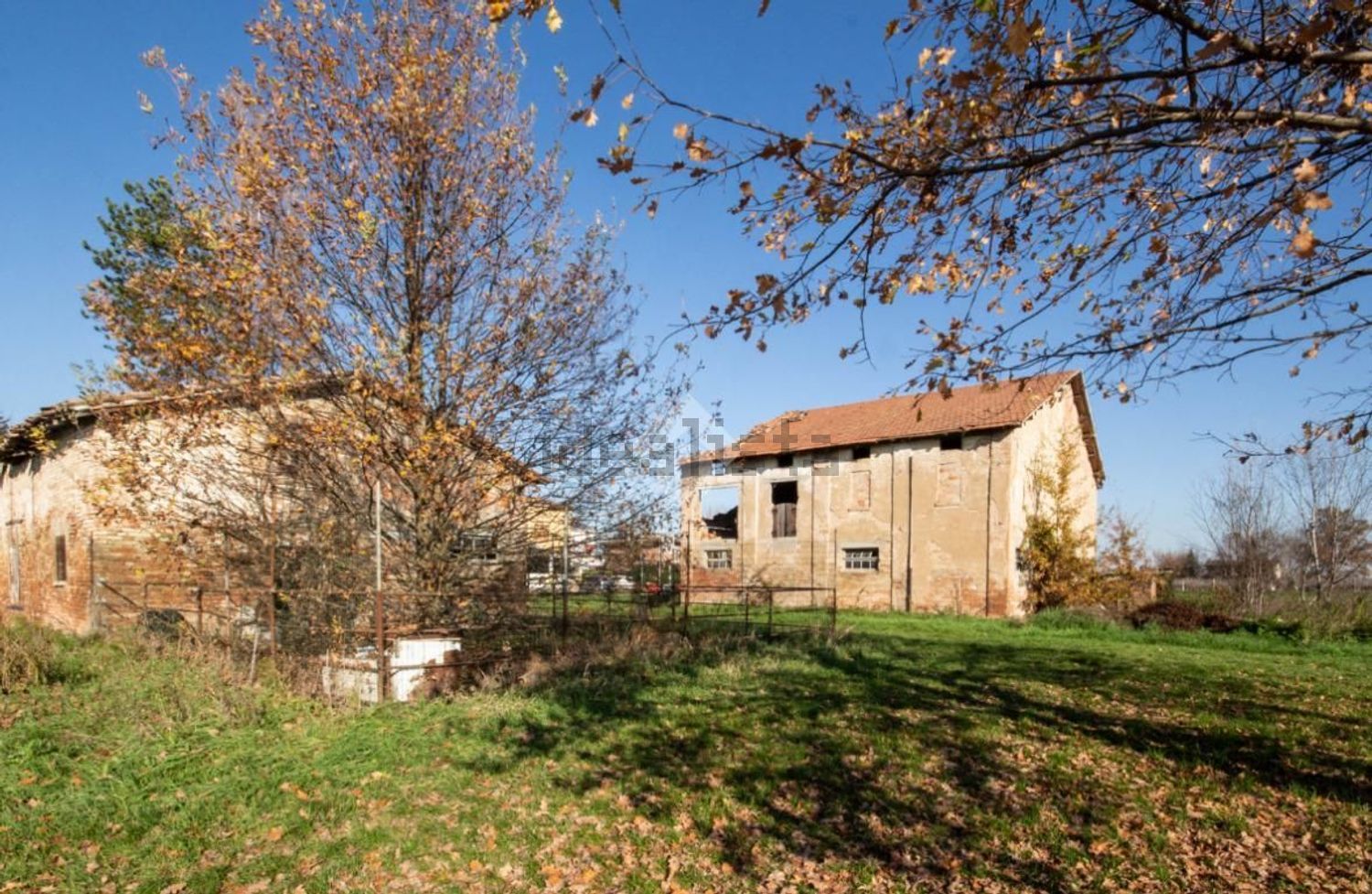 Country homes in Correggio