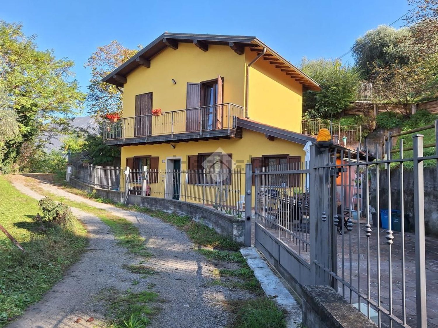 Villetta indipendente a Sale Marasino
