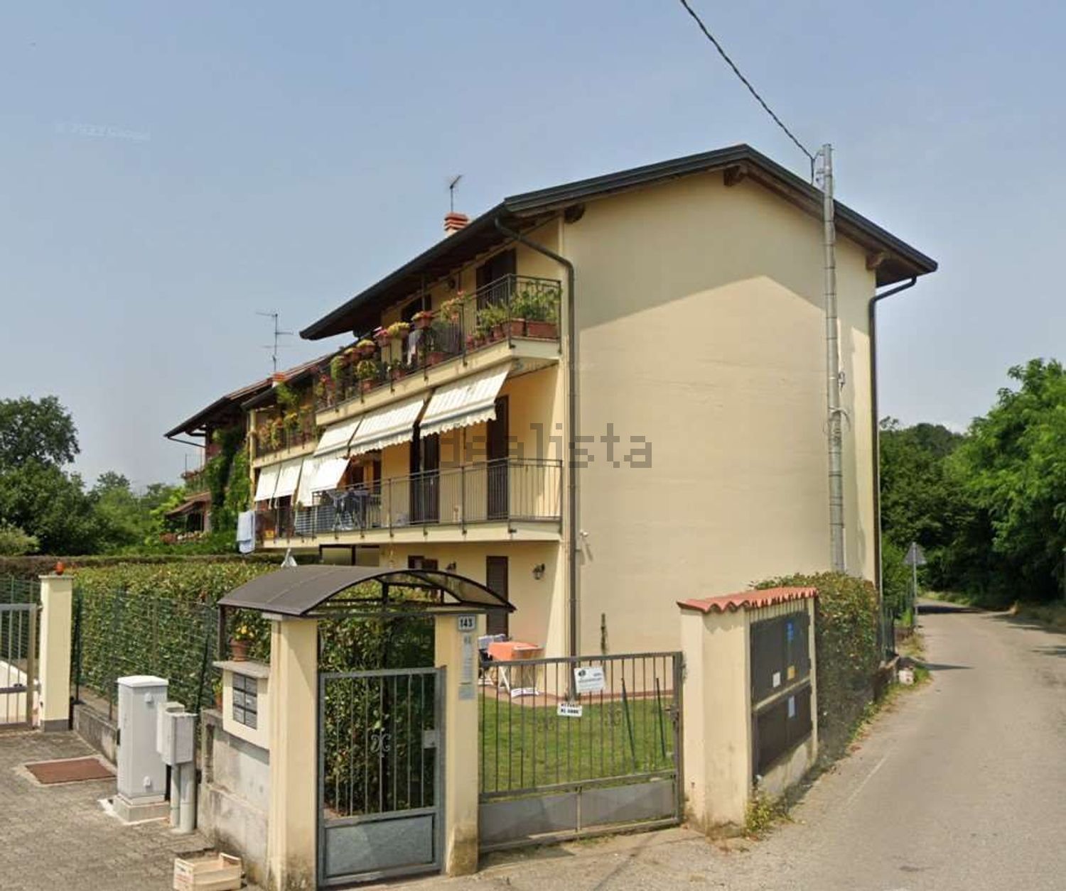 Appartement à Via Sivo - Via Caduti, Castelletto sopra Ticino