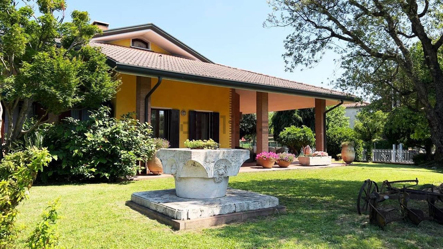 Case e ville a Solesino