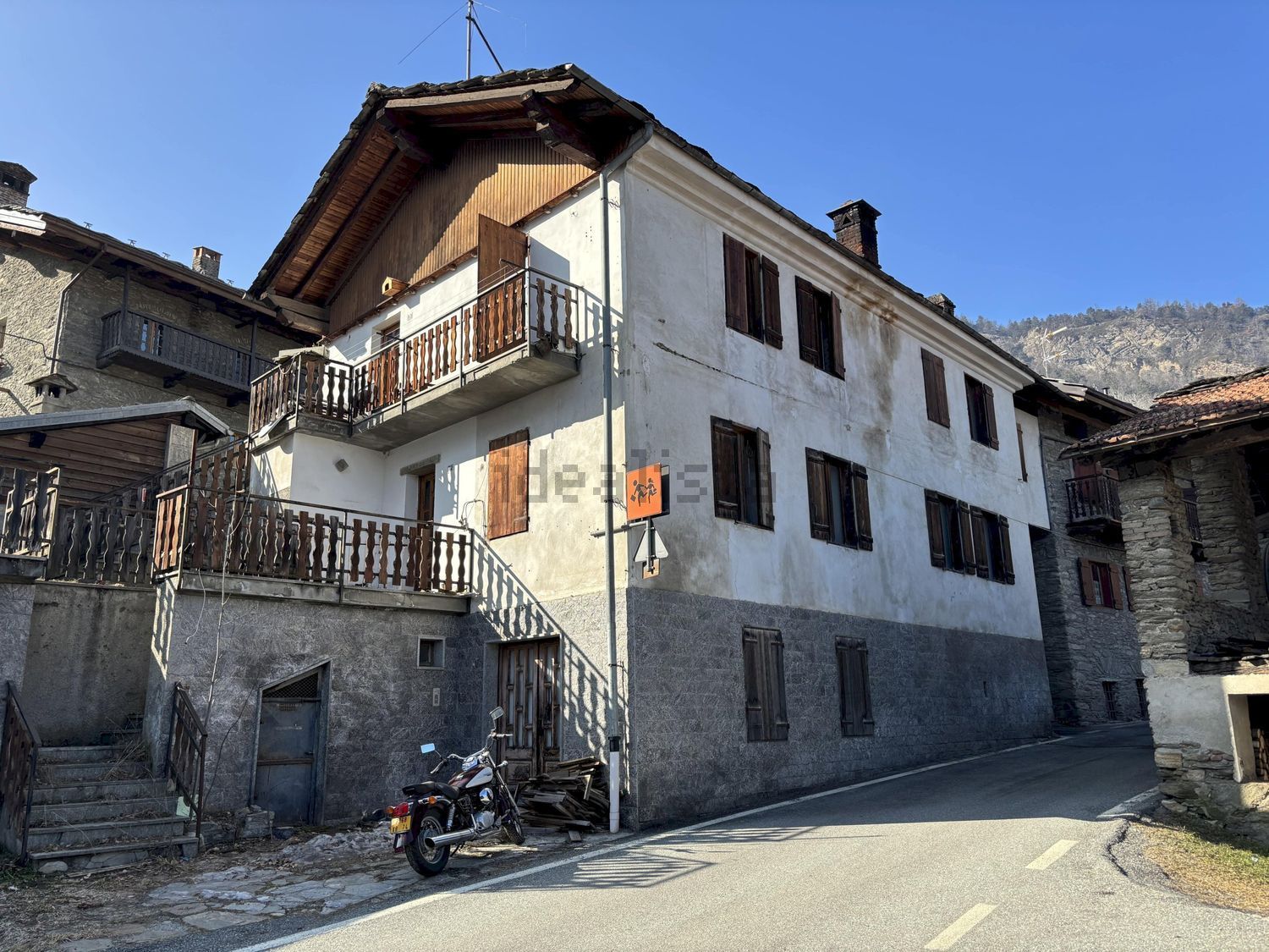 Frei stehendes Haus in Introd