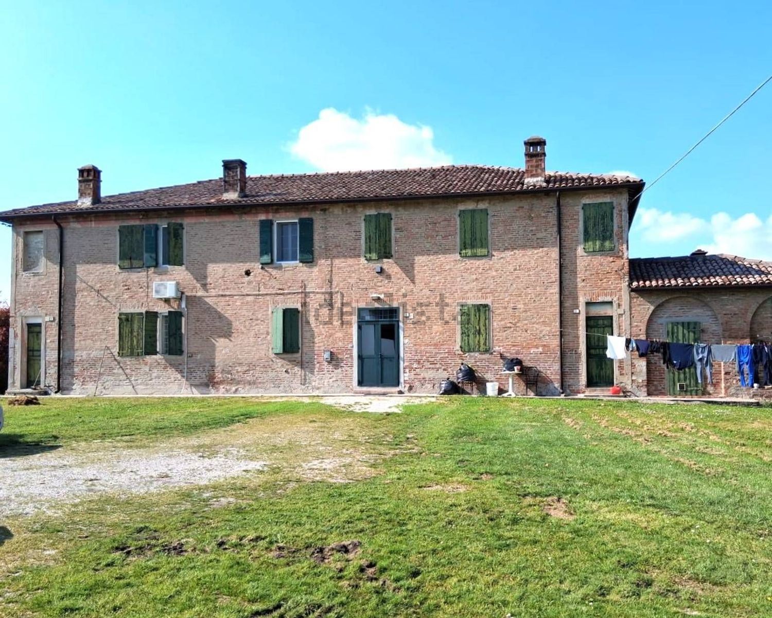 Country home in Argenta