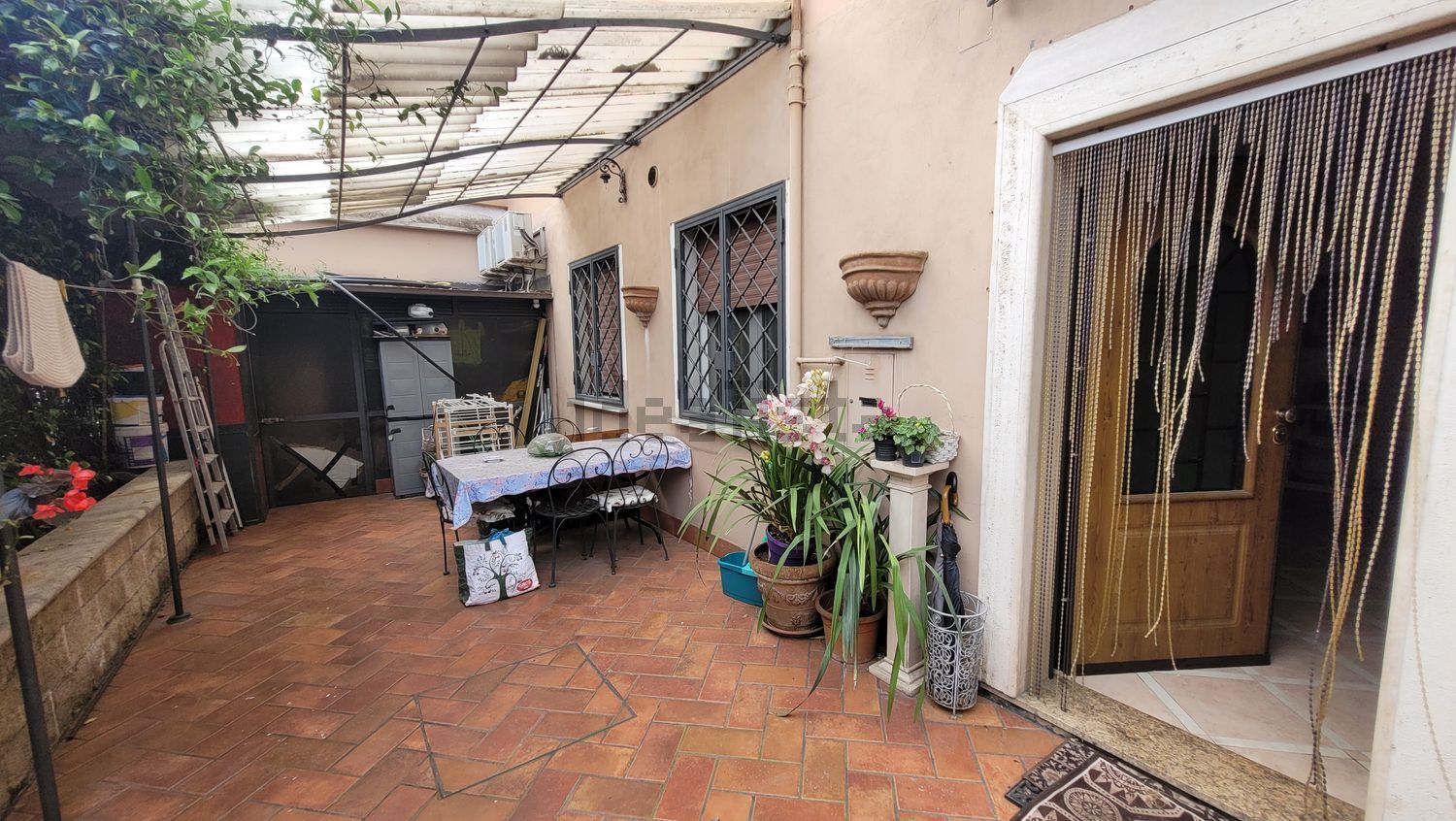 Flat in Cinecittà, Roma
