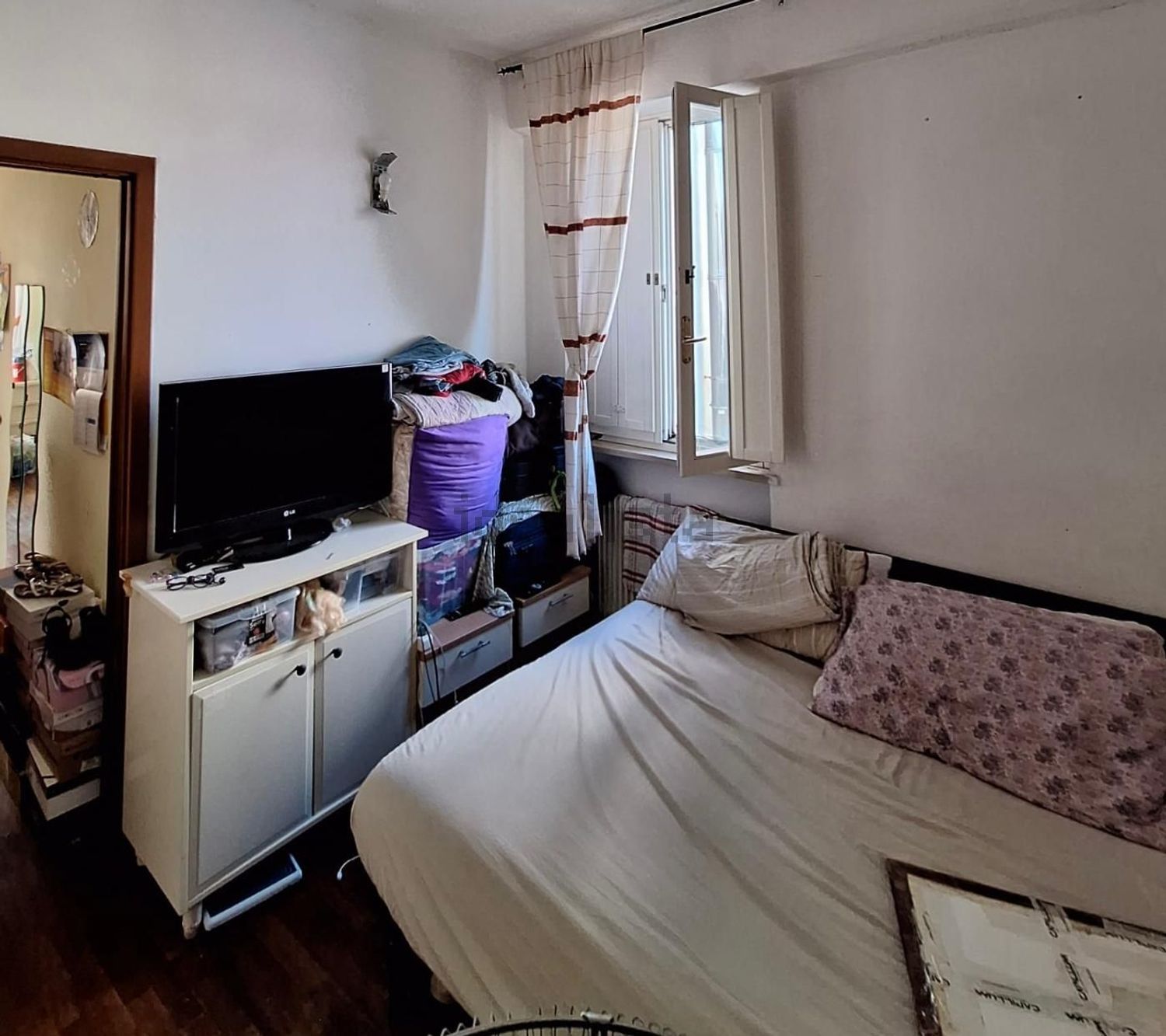 Flat in Oltretorrente, Parma