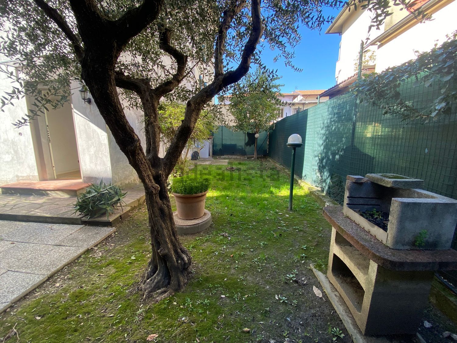 Frei stehendes Haus in Zona Central, Agliana