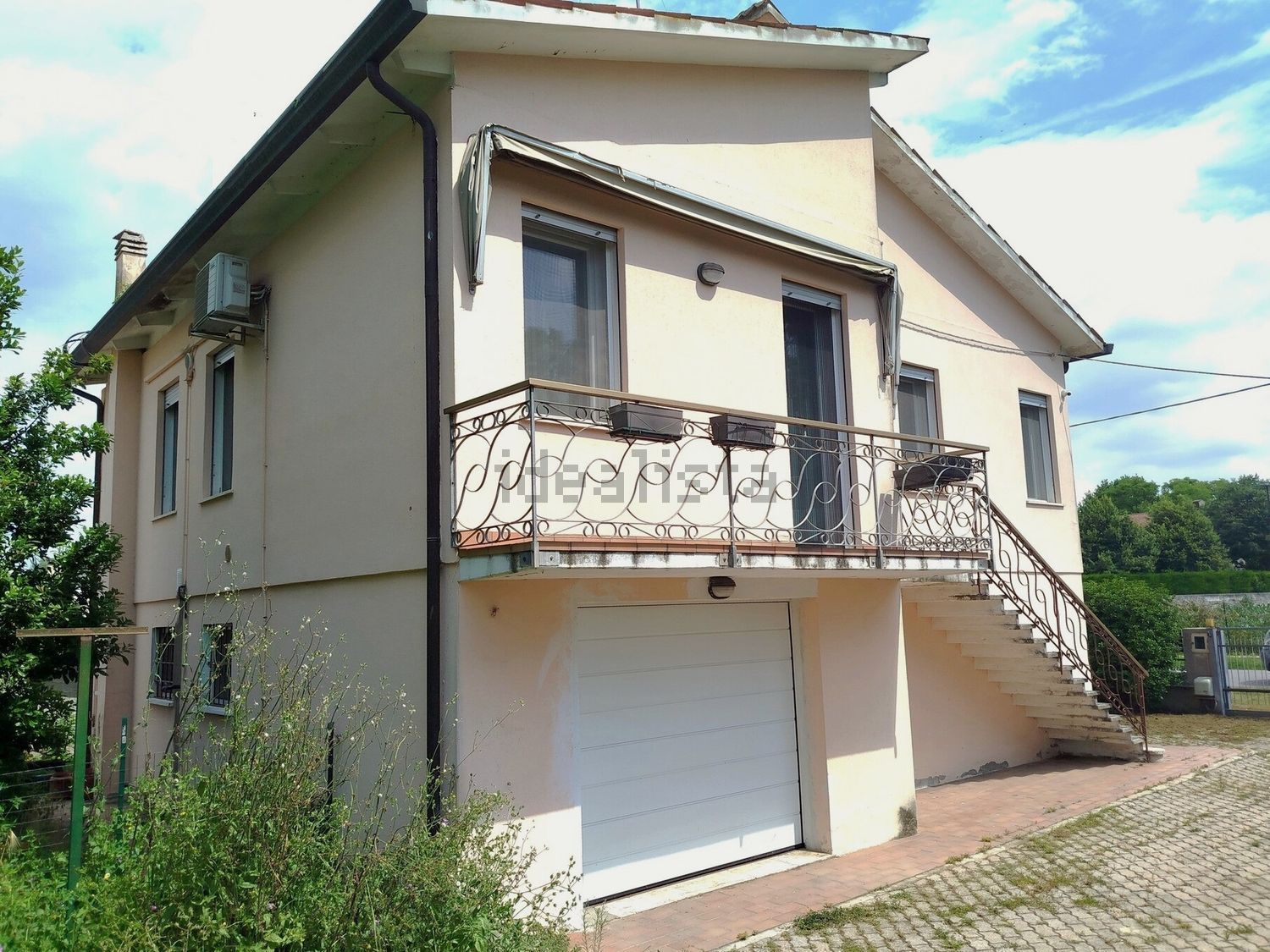 Case e ville a Pernumia