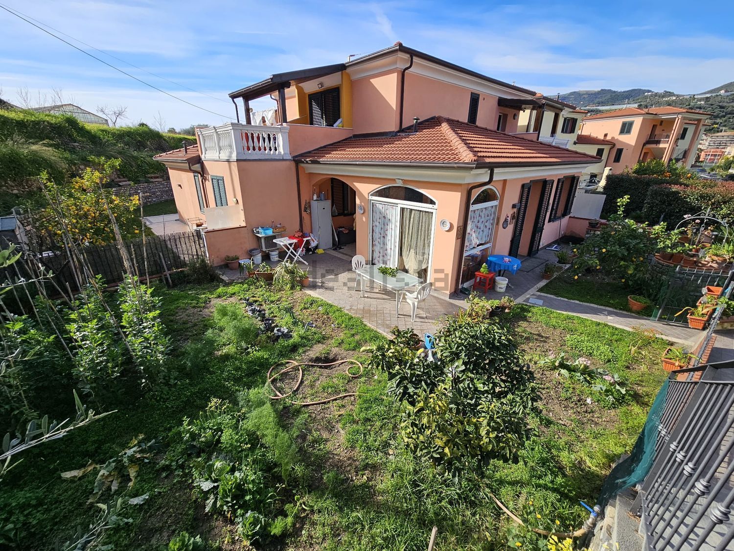 Appartamento a Borgo San Martino, Taggia
