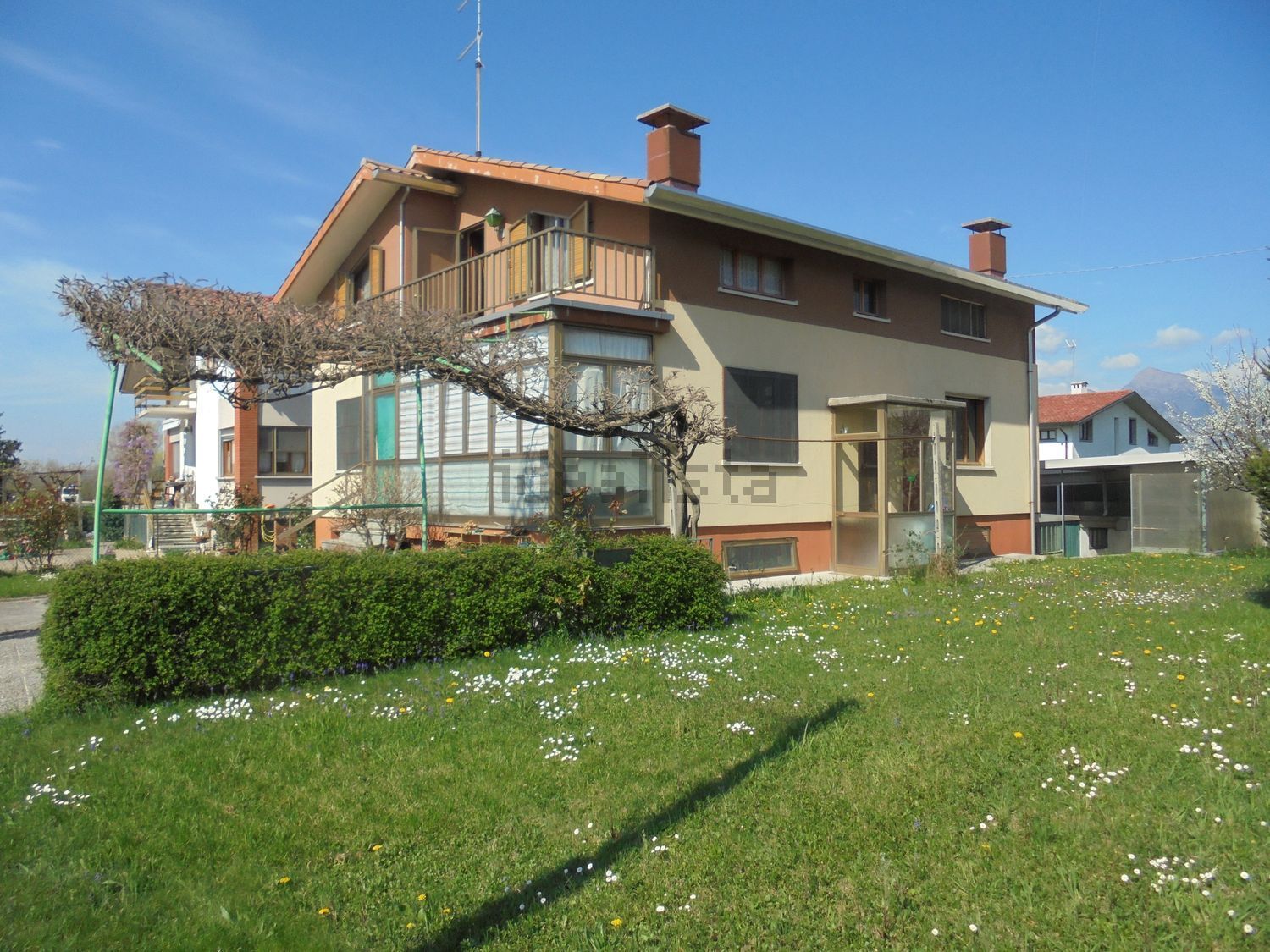 Villetta indipendente a Buja