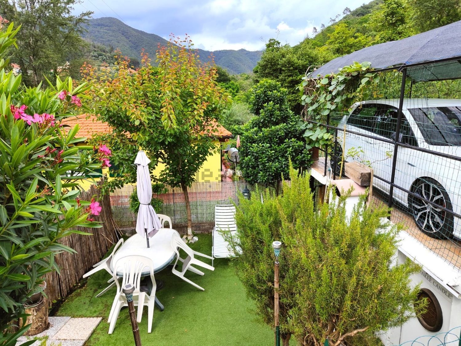 Semi-detached house in Santuario - San Bernardo, Savona