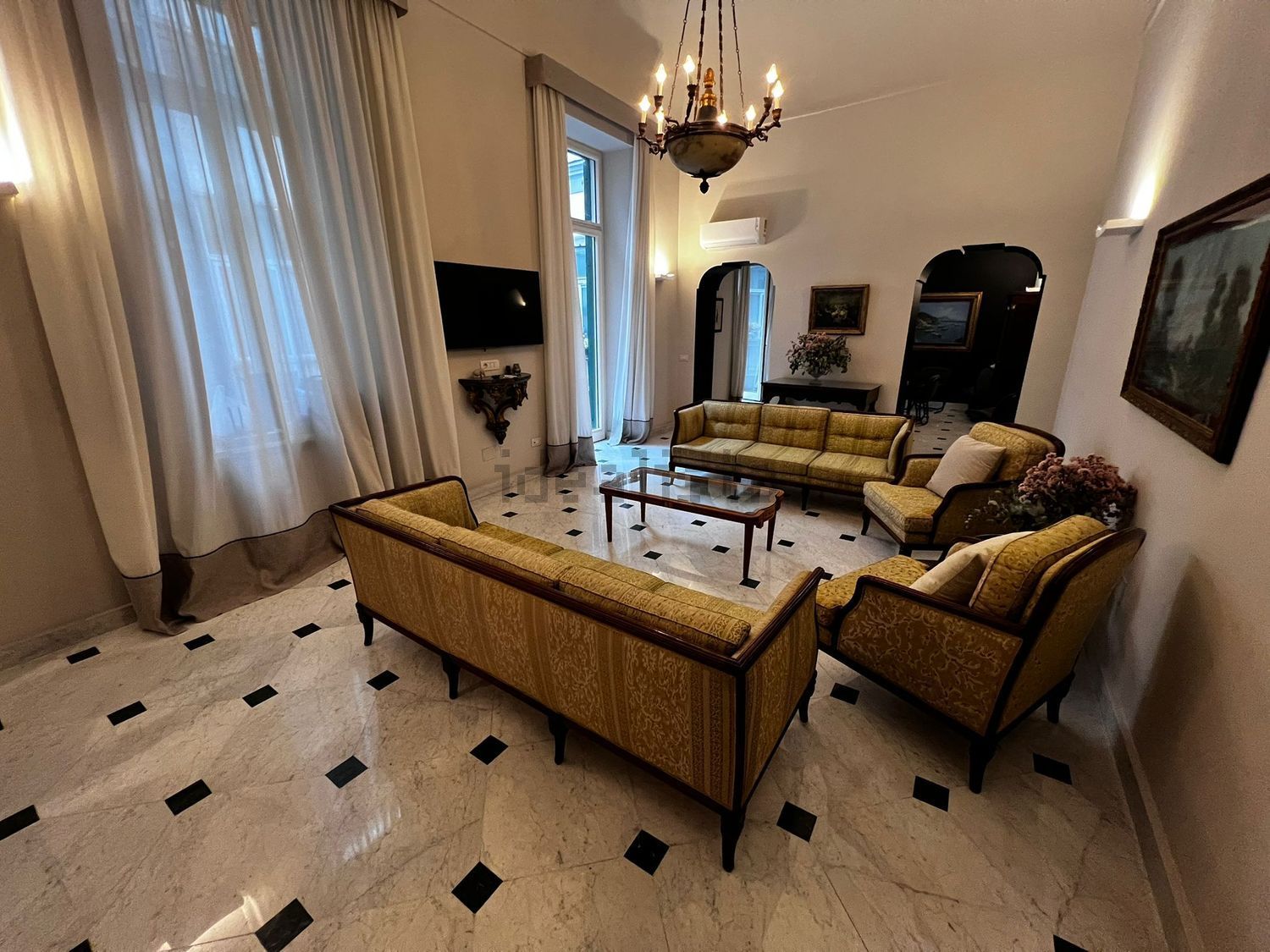 Flat in Posillipo-Chiaia-San Ferdinando, Naples
