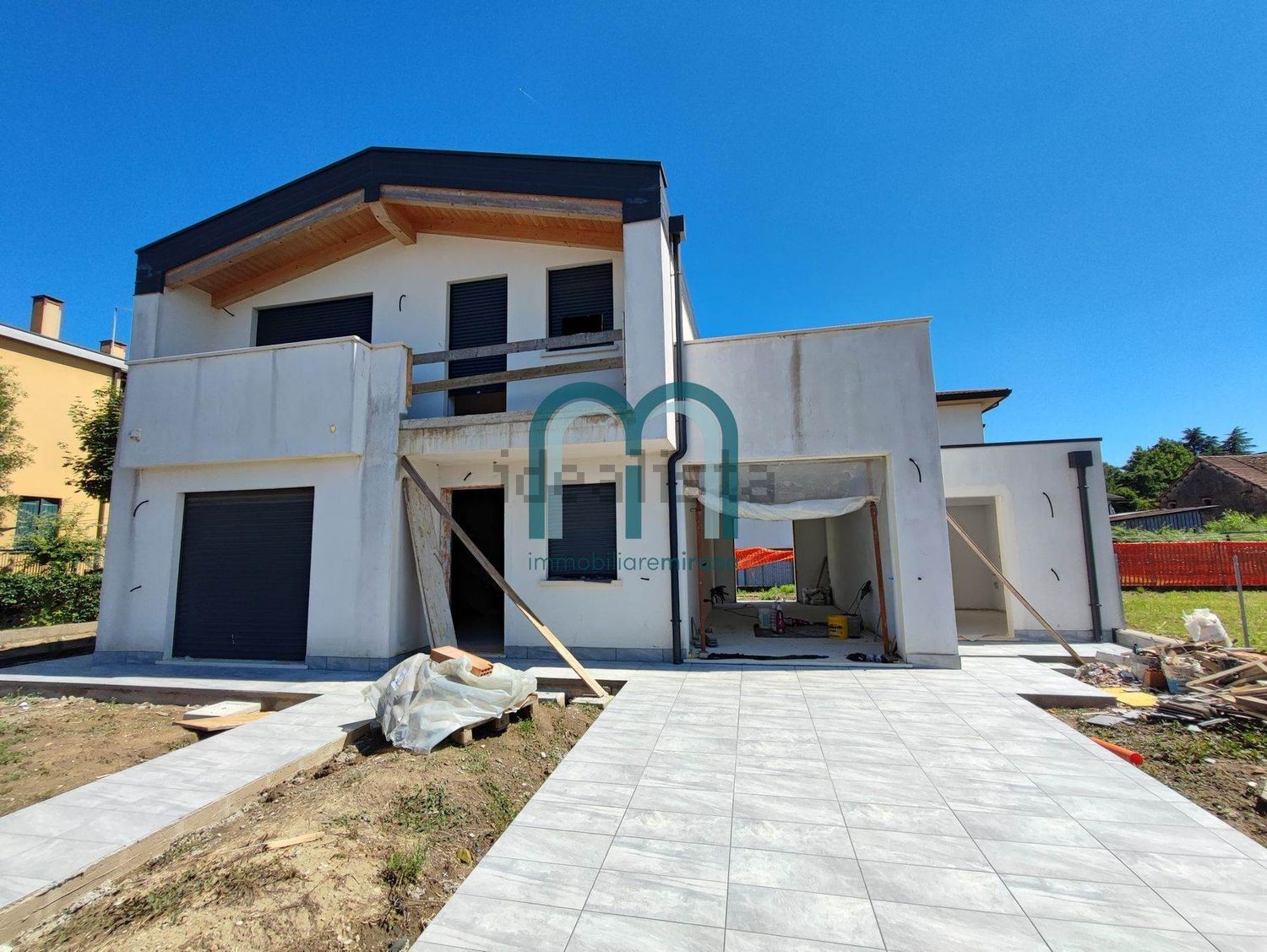 Chalet independiente en Borbiago, Mira
