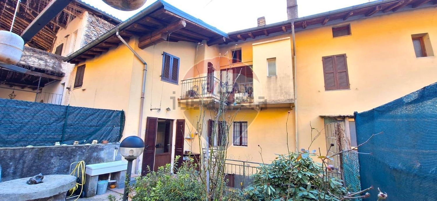Appartamento a Montegrino Valtravaglia
