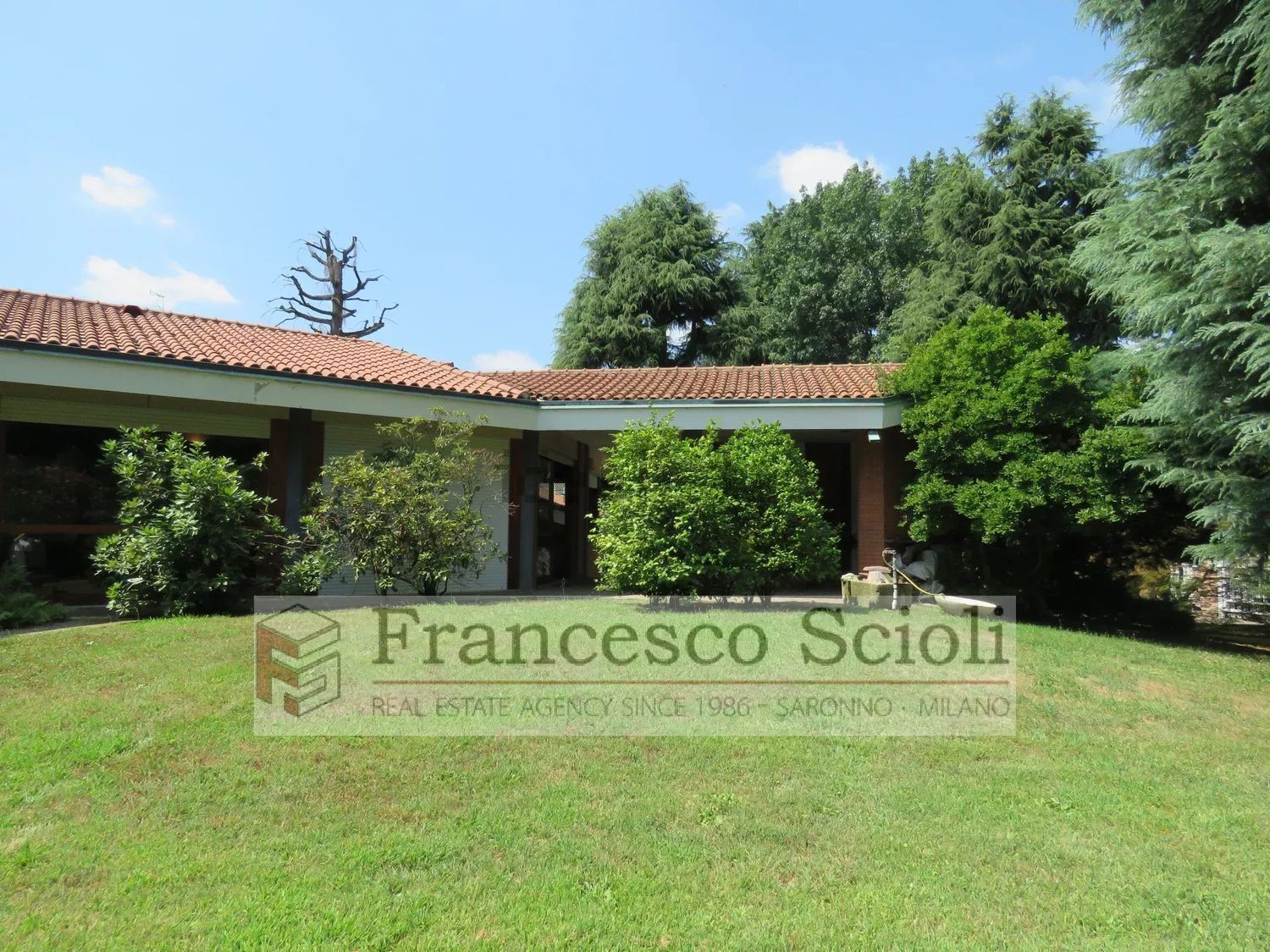 Case e ville a Lainate