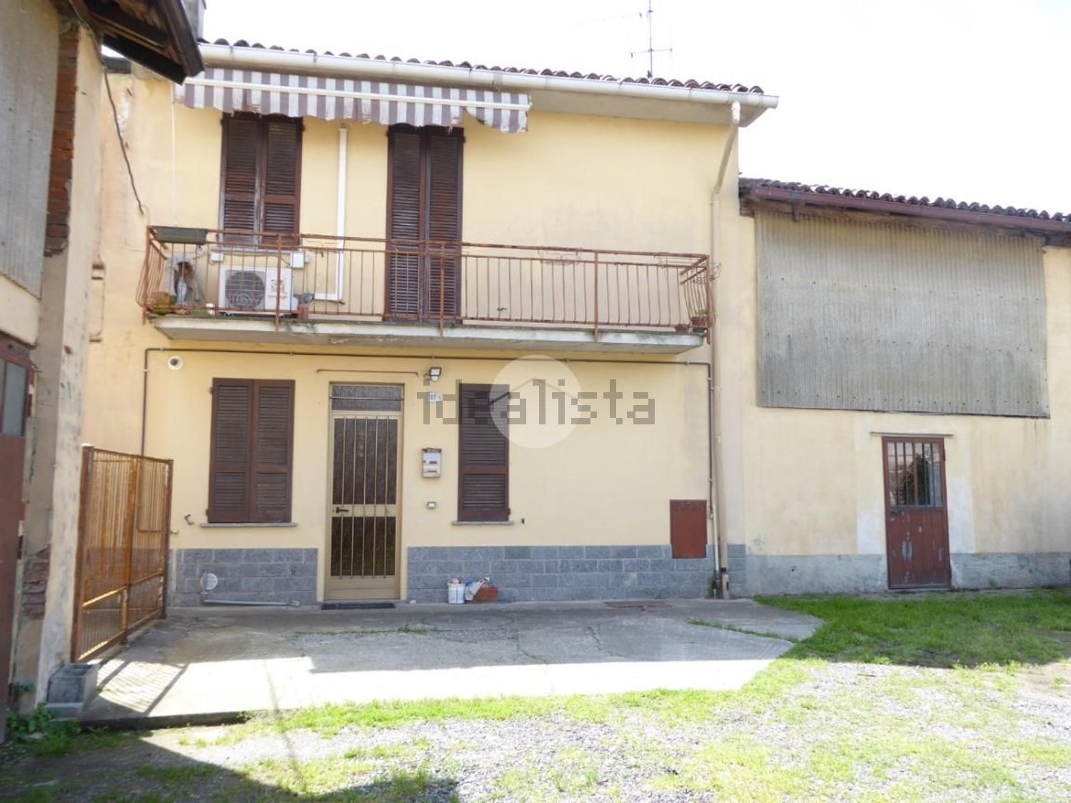 Country homes in Zerbo