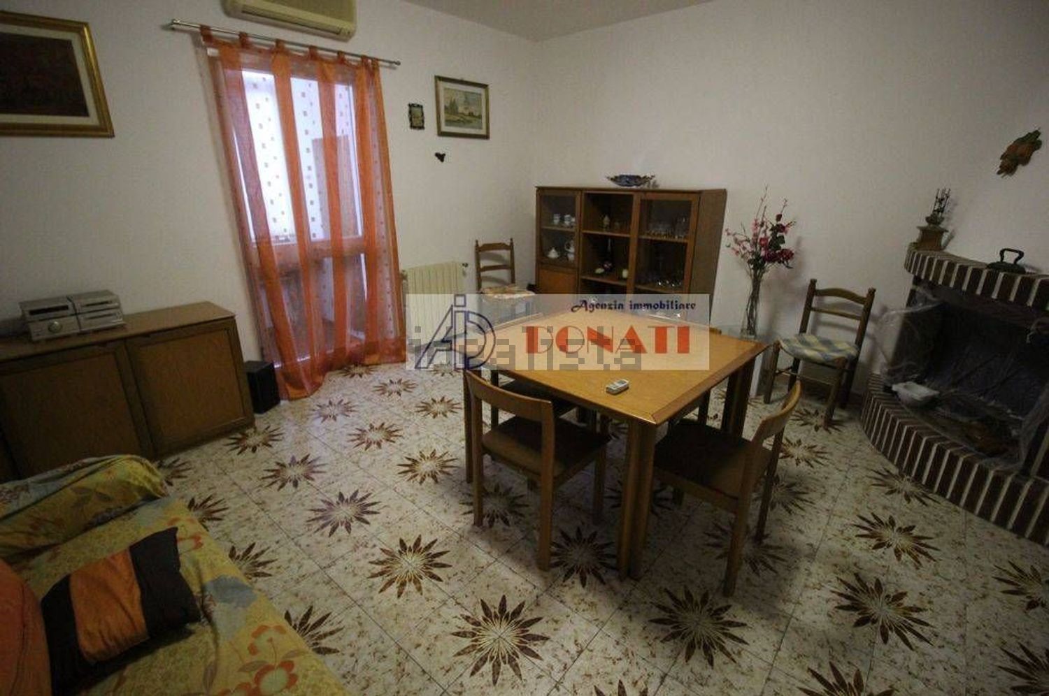 Villetta bifamiliare a Capanne - Prato, Montignoso