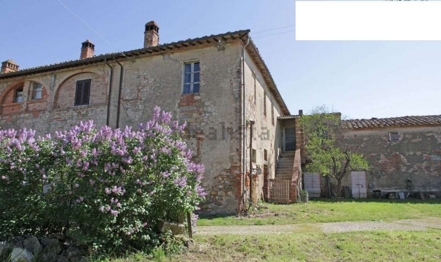 Rustici e casali a Centro, Sinalunga