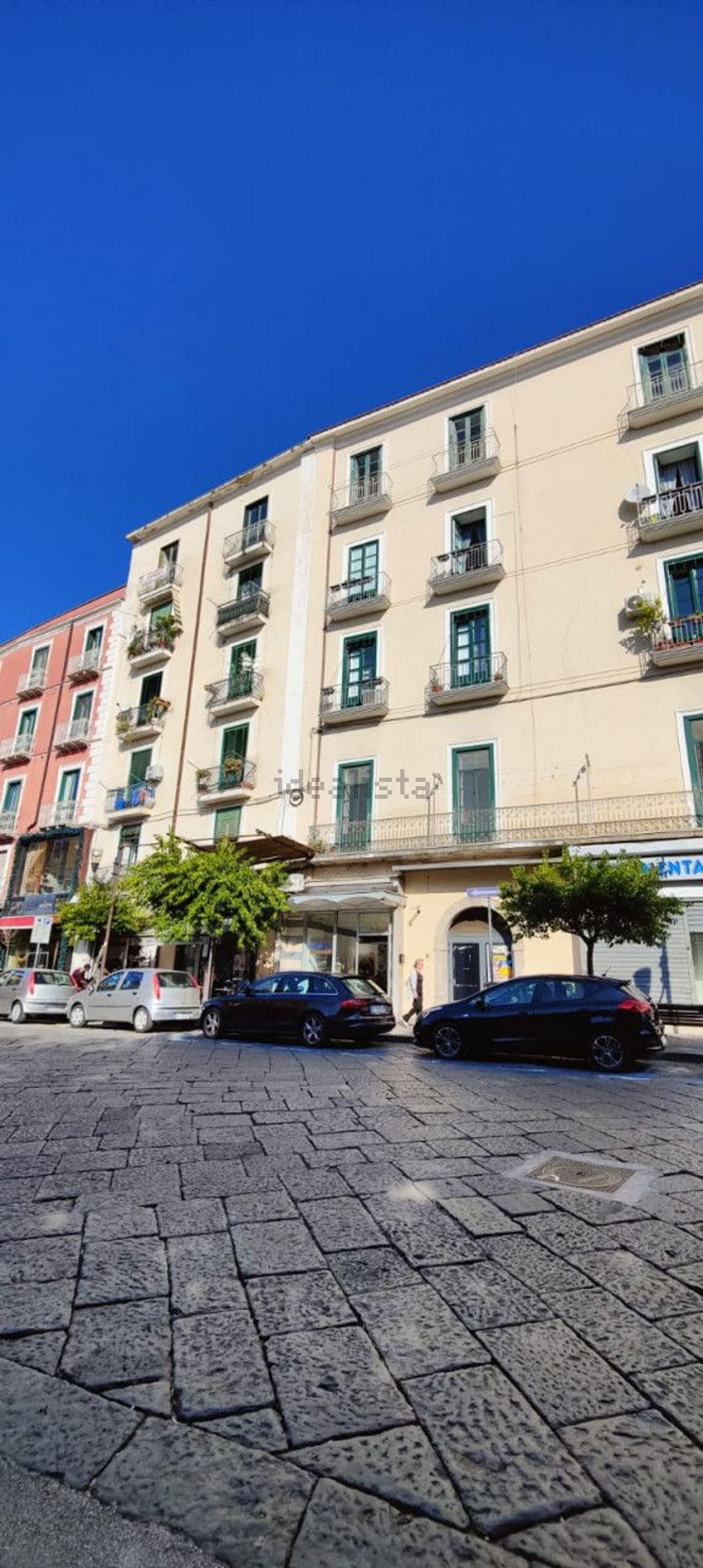 Apartamento em Eboli
