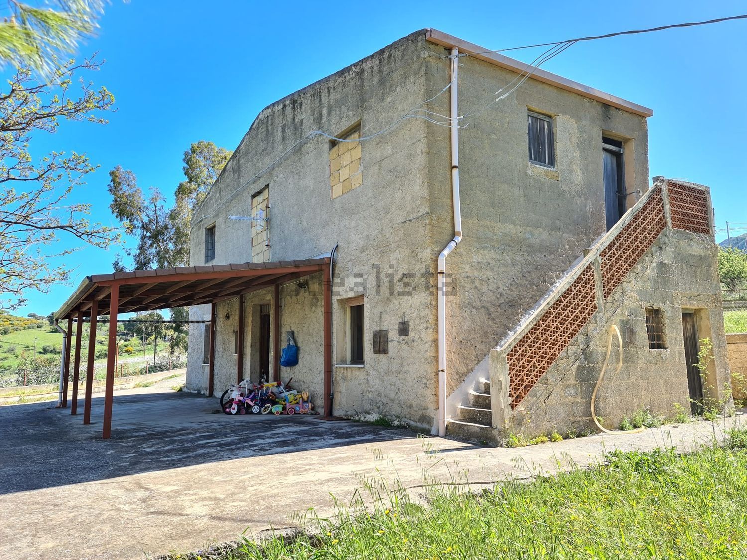 Case e ville a Collesano