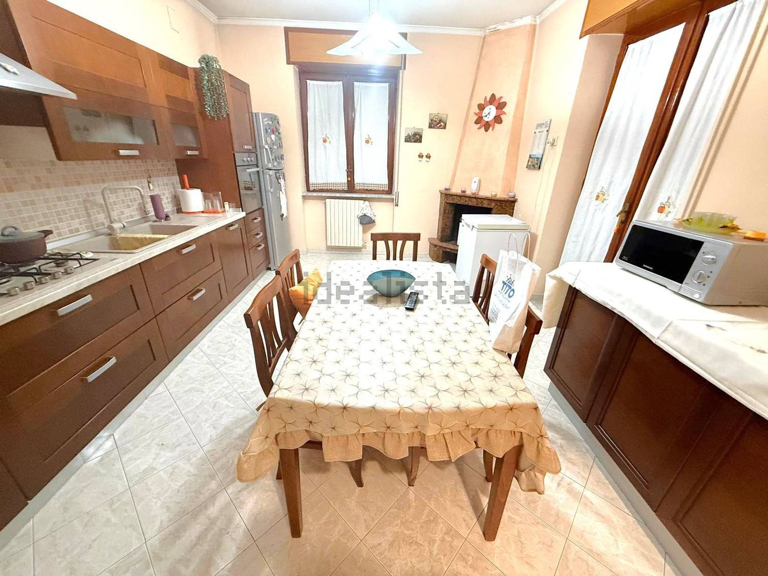 Appartement à Chiaiano-Zona Ospedaliera-Scampia, Naples