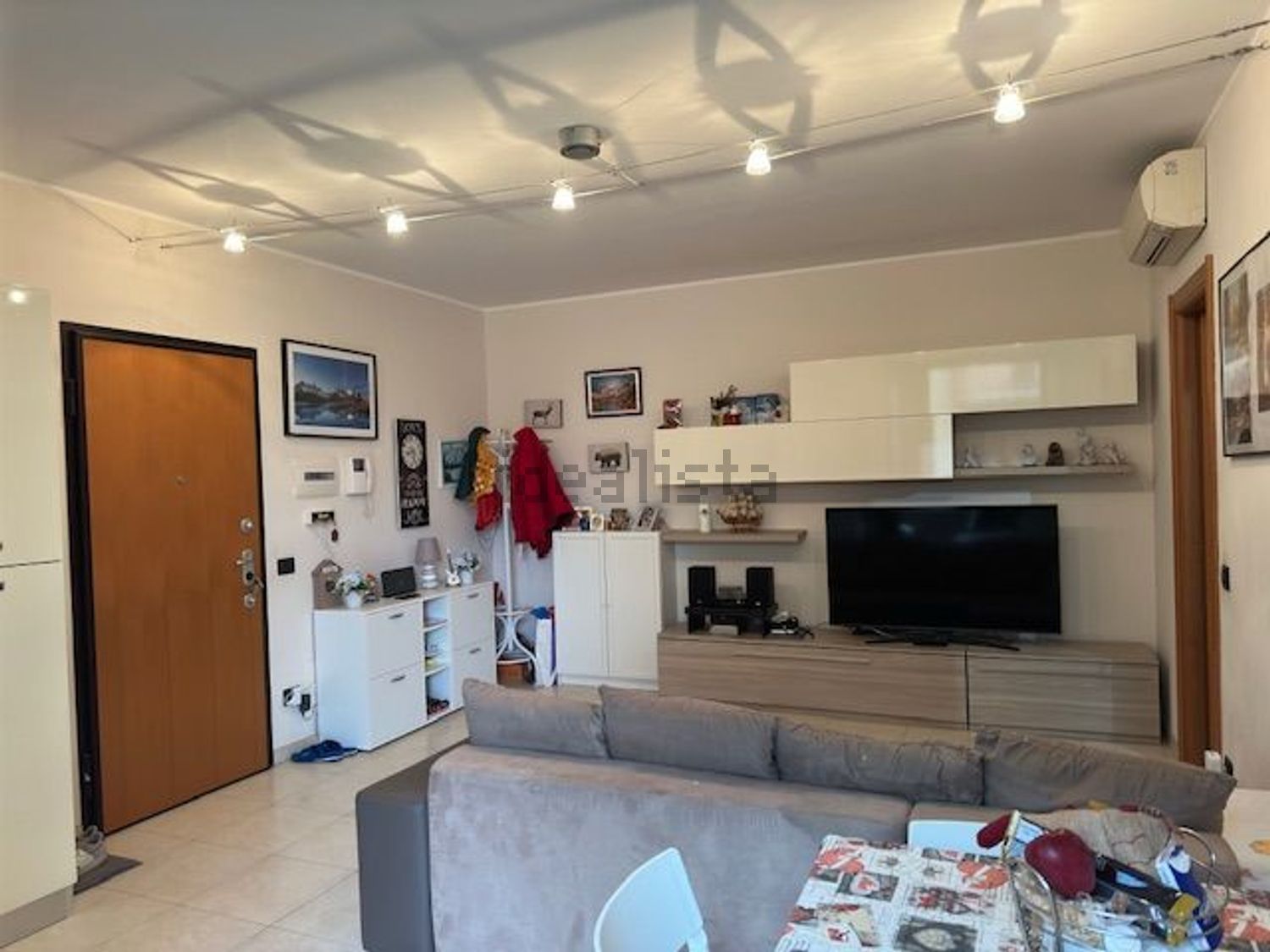 Flat in Livraga