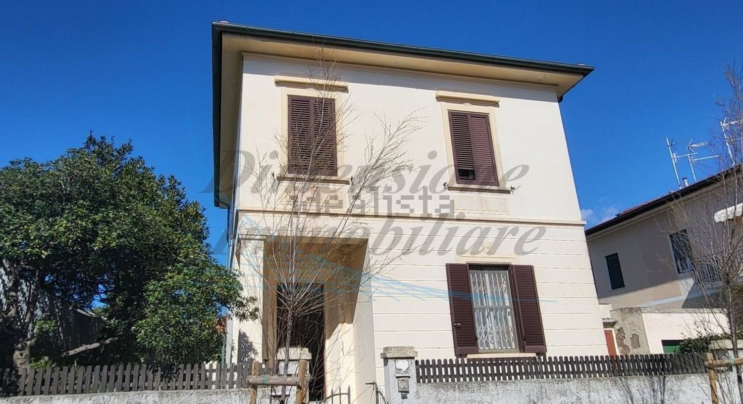 Houses in Rosignano Solvay, Rosignano Marittimo
