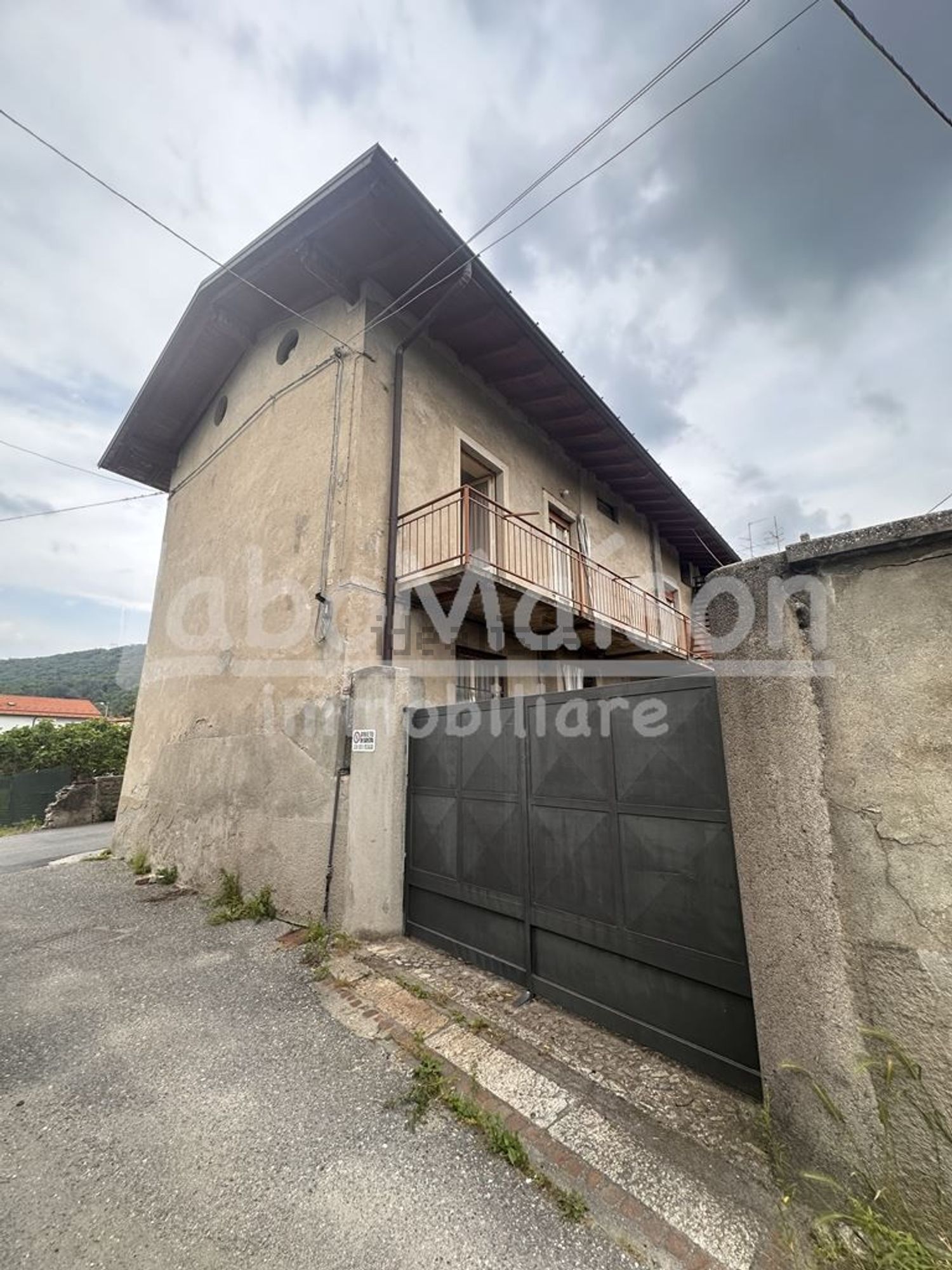 Chalet pareado en Gavirate