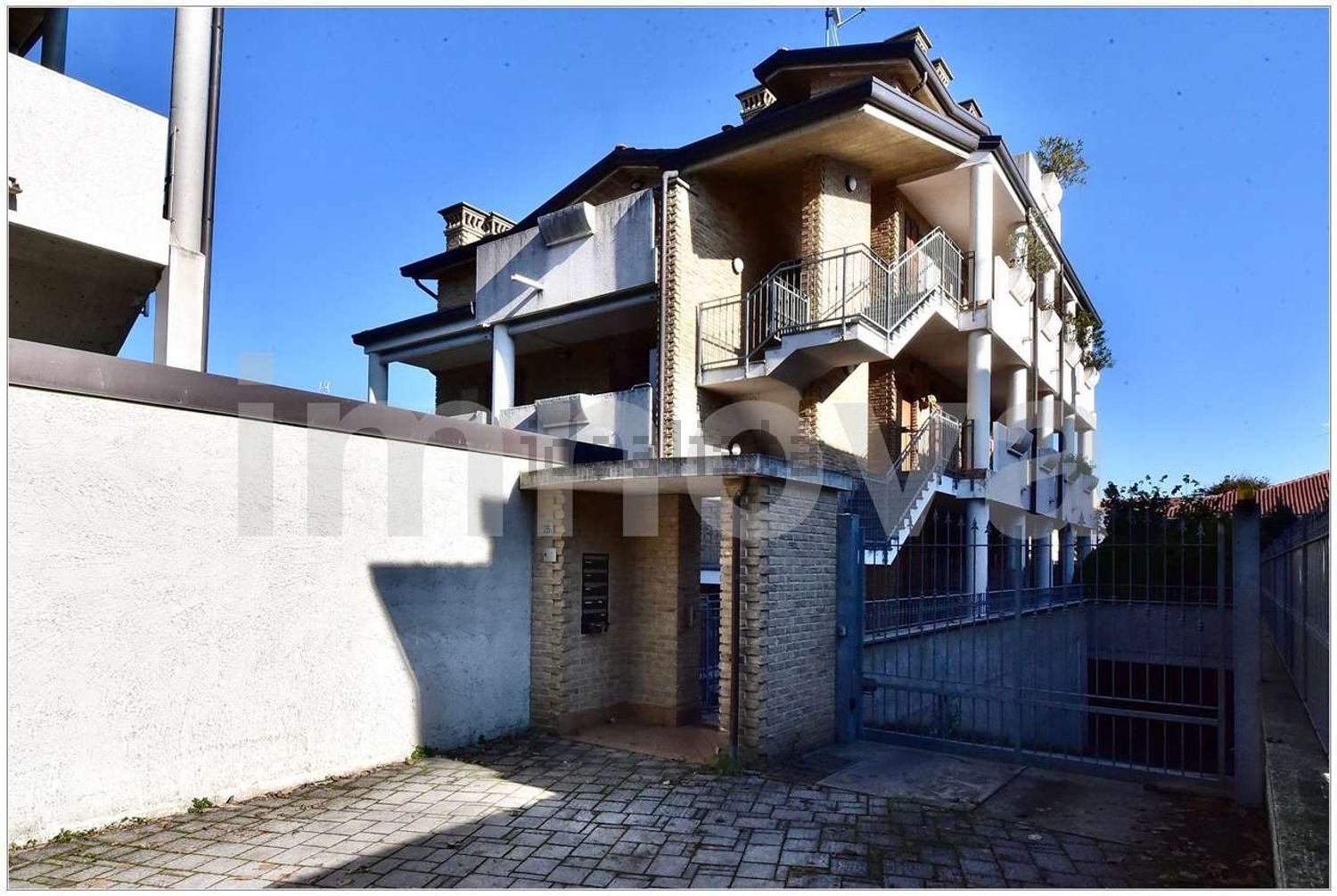 Flat in Seveso