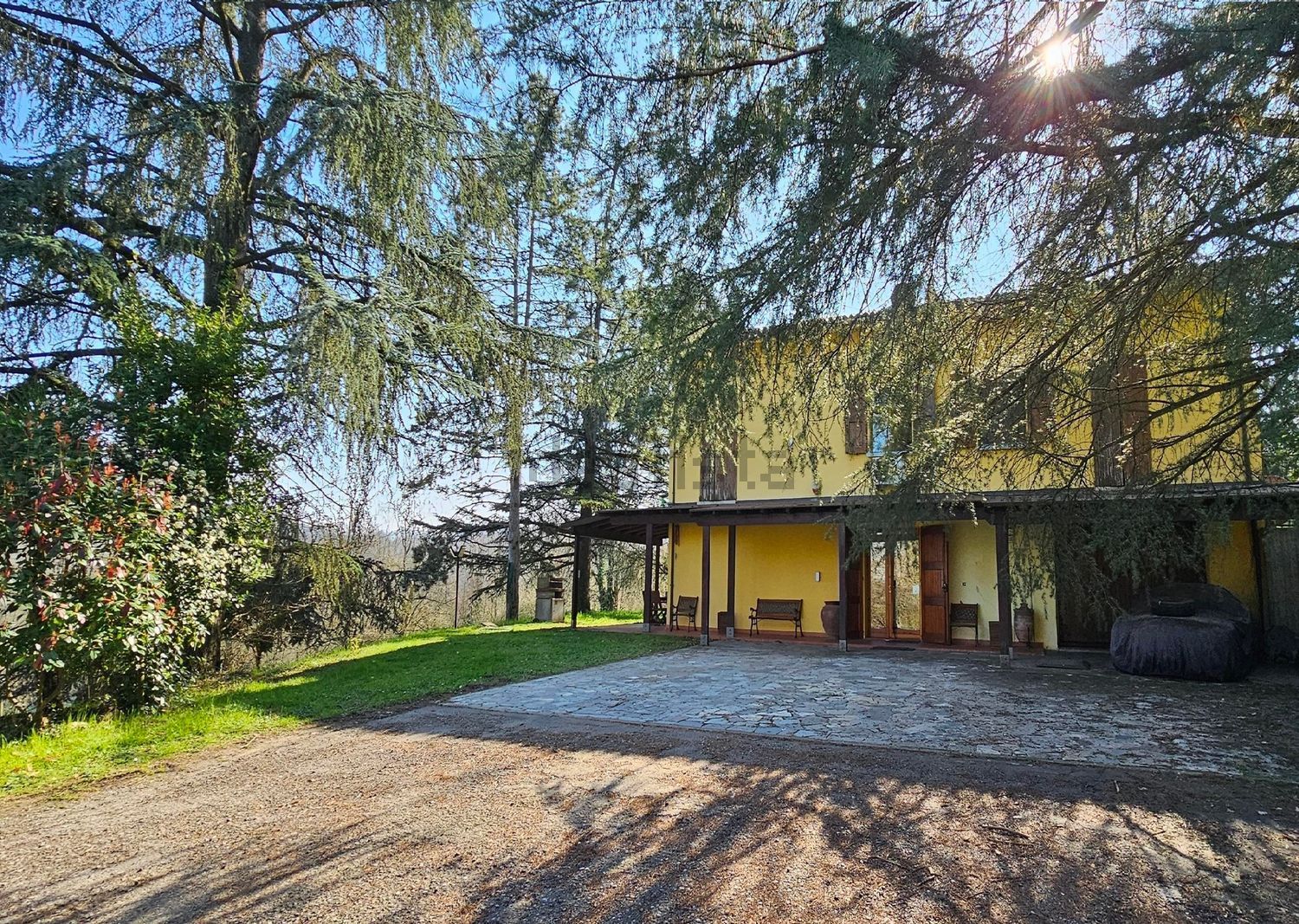 Houses in Crespellano, Valsamoggia