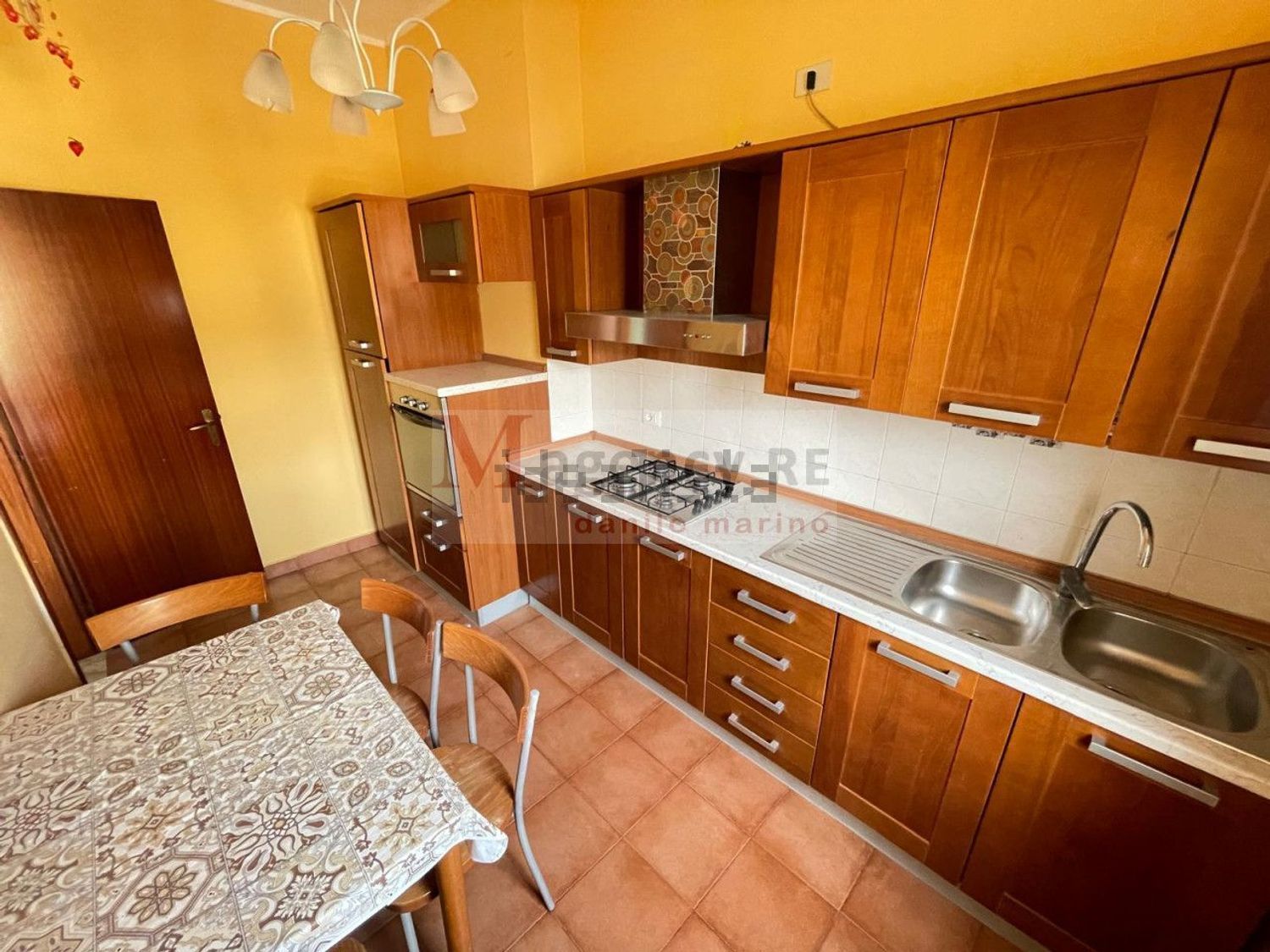 Apartamento em Reggio Est, Régio da Calábria
