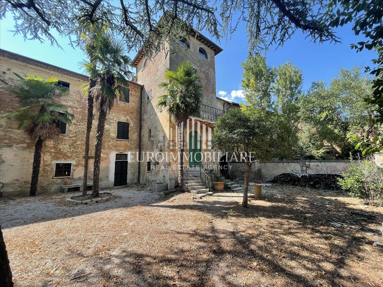 Rustici e casali a Pozzuolo - Petrignano, Castiglione del Lago