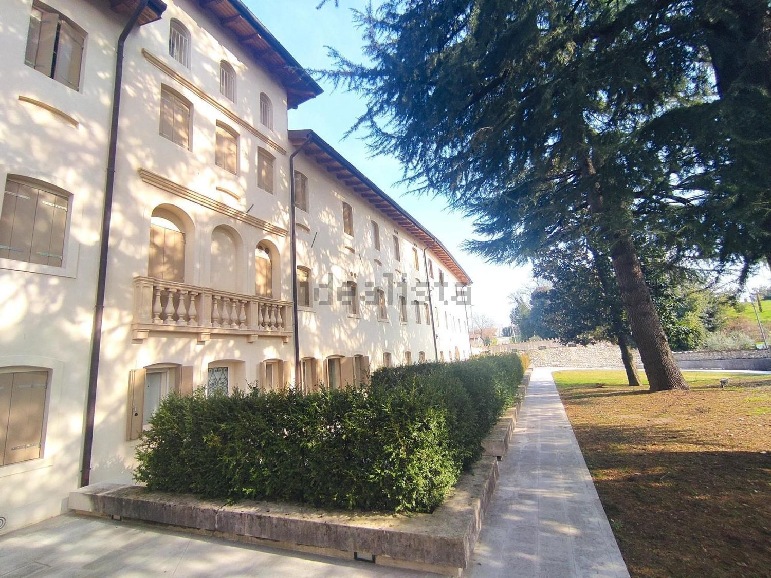Flat in Caneva