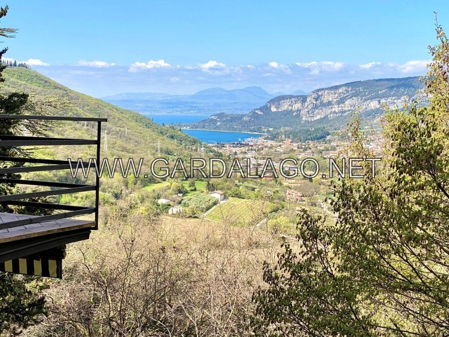 Appartement à Costermano