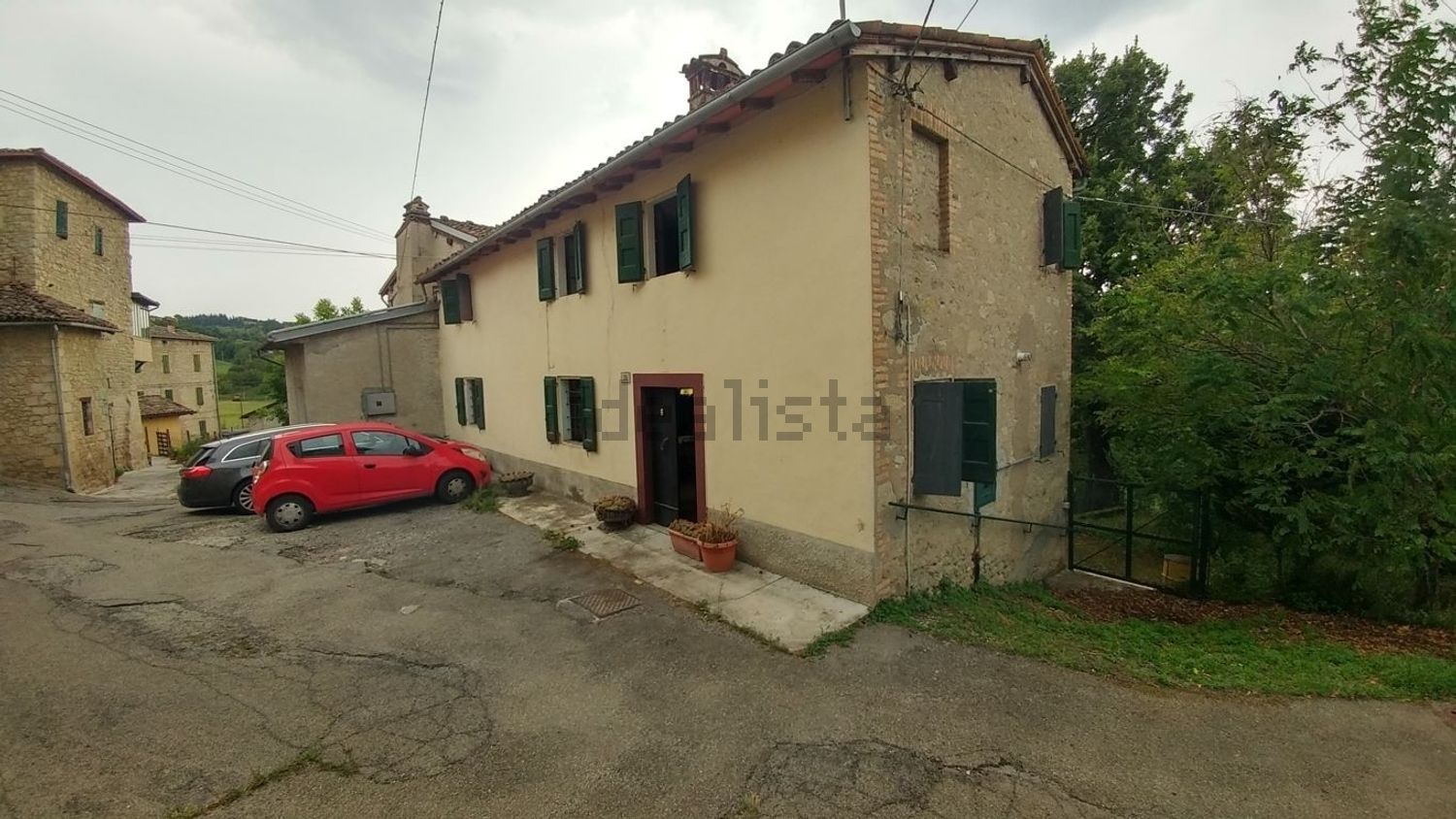 Semi-detached house in Zocca