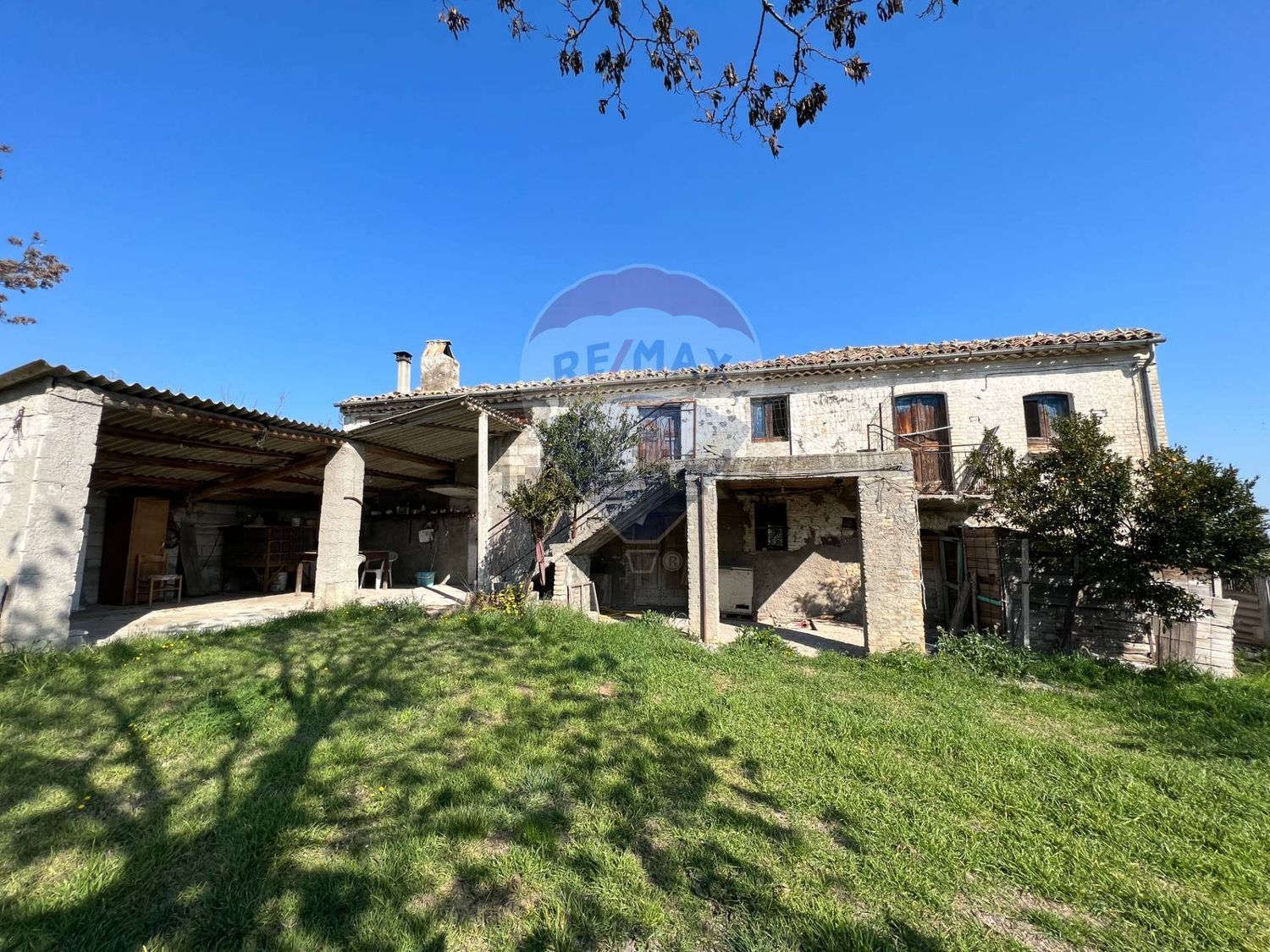 Casa di campagna a Casoli