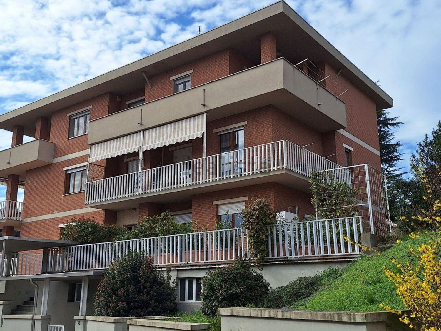 Appartamento a Est, Asti